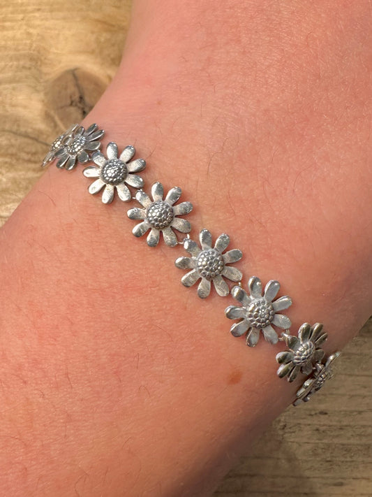 Vintage Daisy Chain 925 Silver 7.2 inch Bracelet