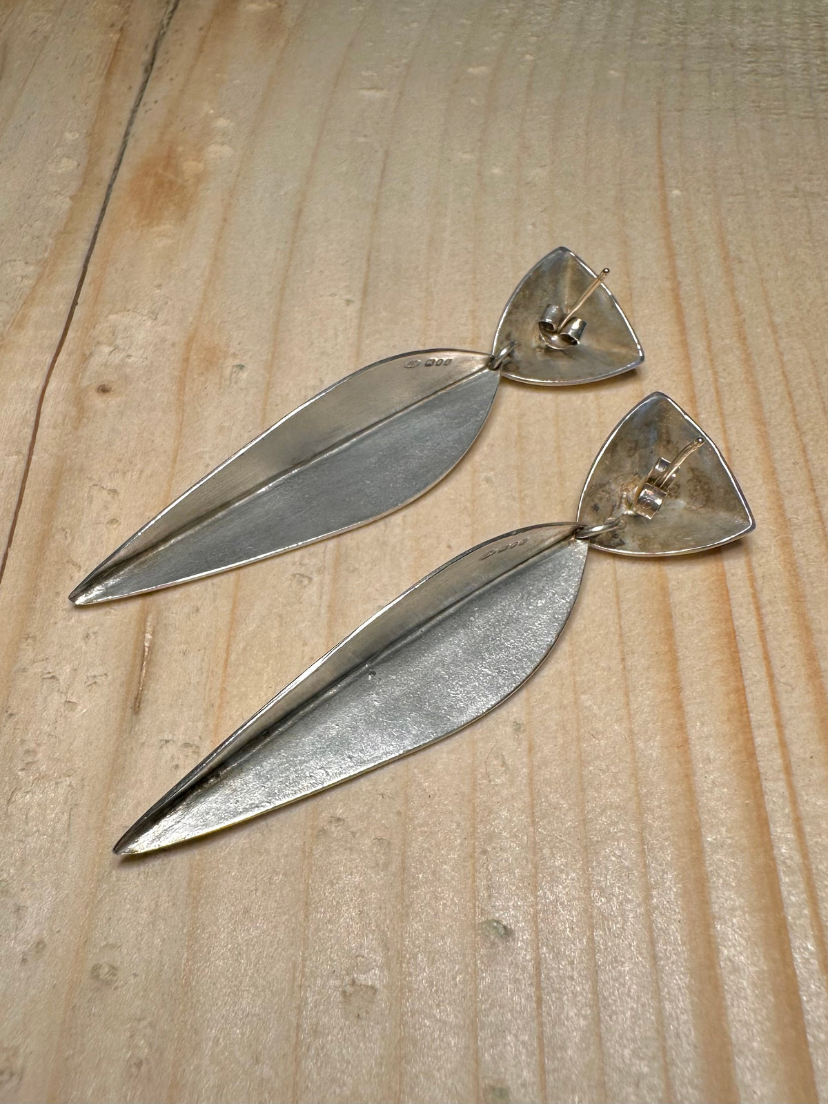 Modernist 1998 Long Drop Maker UH Hallmarked 925 Sterling Silver Earrings