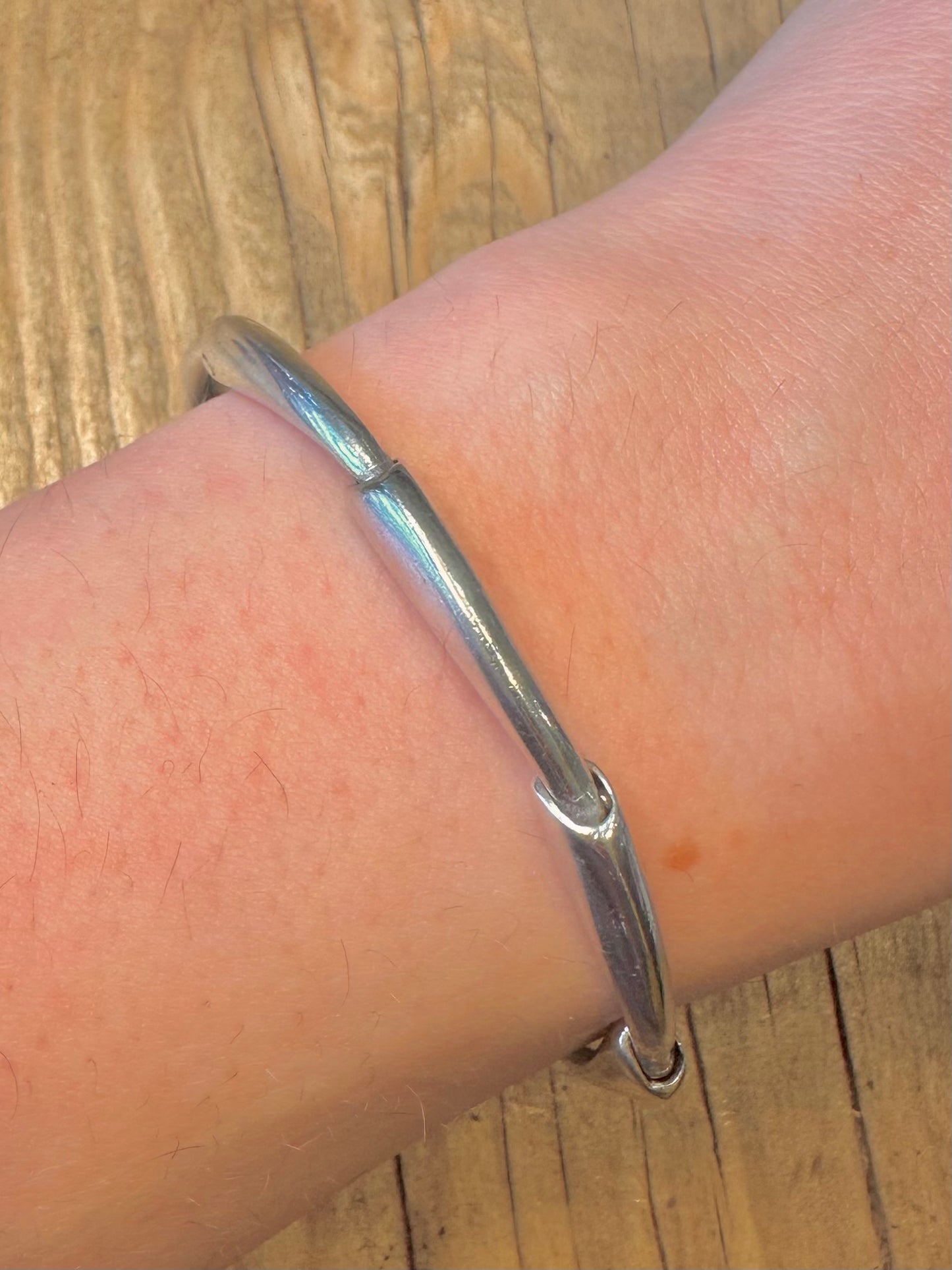 Abstract 2002 Unique Link Hinged 925 Sterling Silver Maker SJ 925 Sterling Silver 7 inch Bracelet