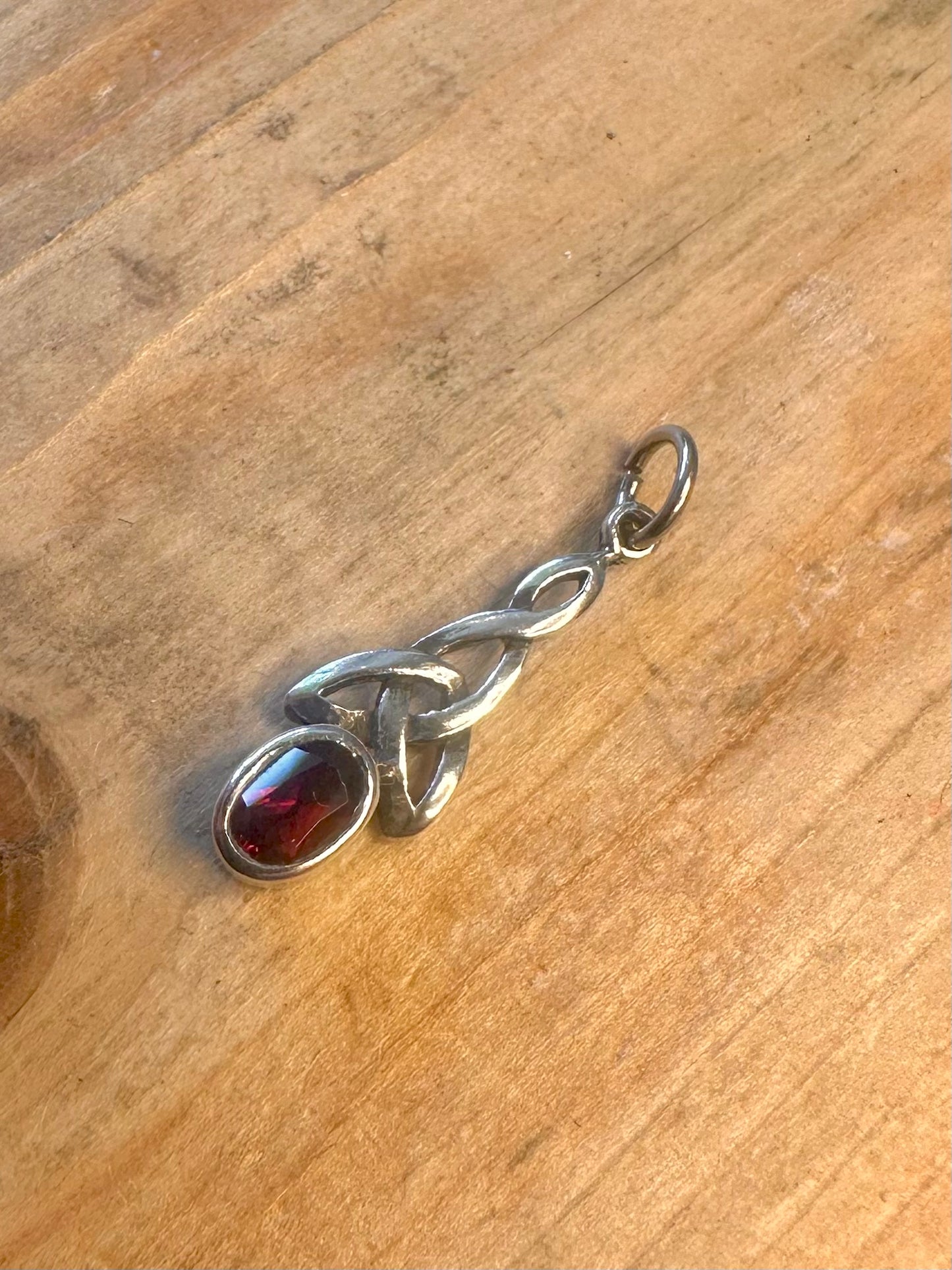 Celtic Garnet Red Stone 925 Sterling Silver Pendant