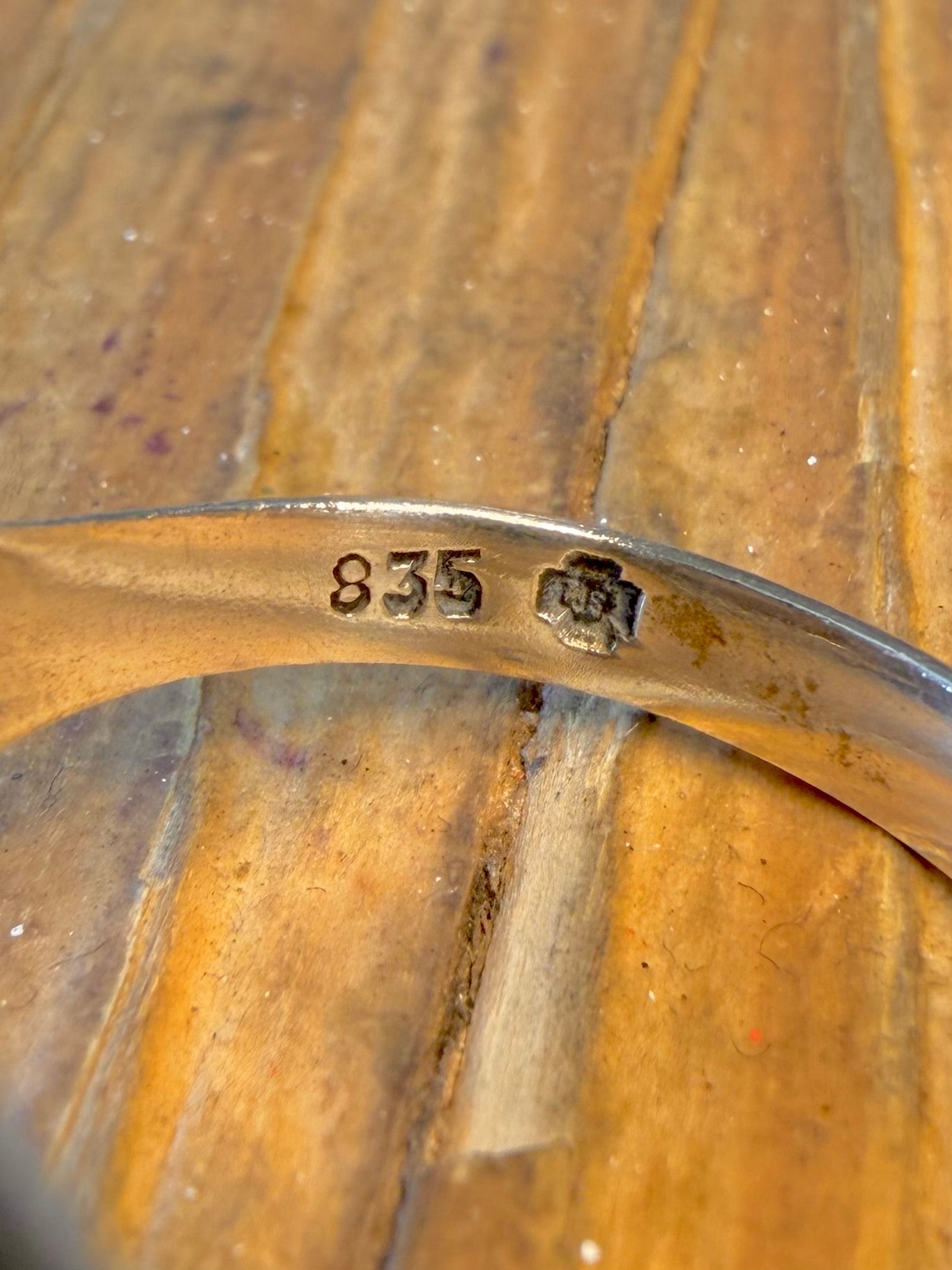 Ornate Gothic Style Engraved LA 835 Silver Size Marker JS Z+1 Ring