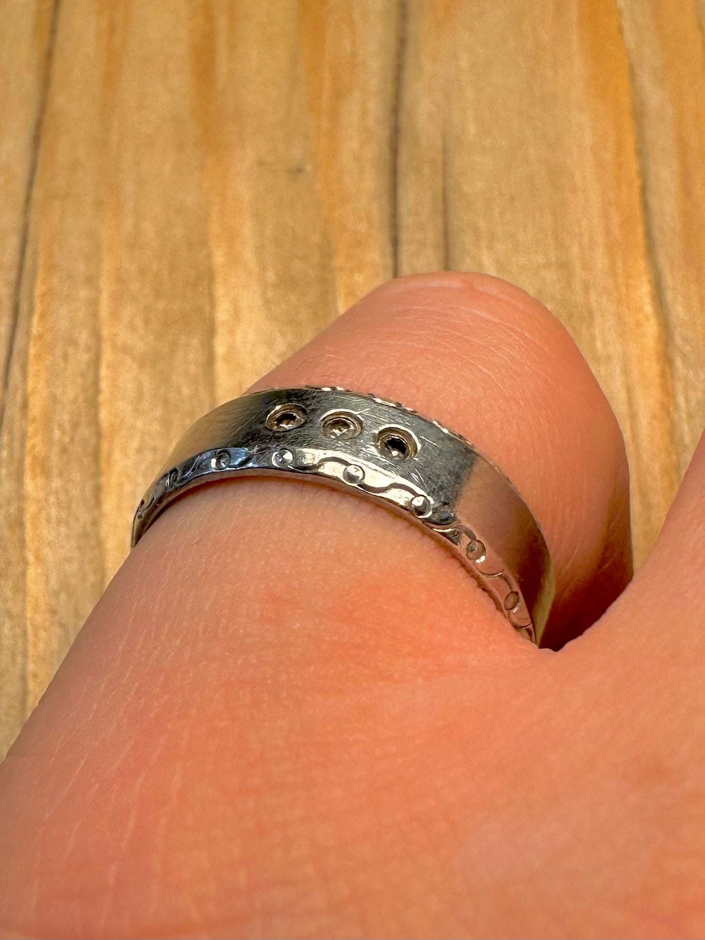 Modern Three CZ Stone Textured Band 925 Sterling Silver Size N1/2 Ring