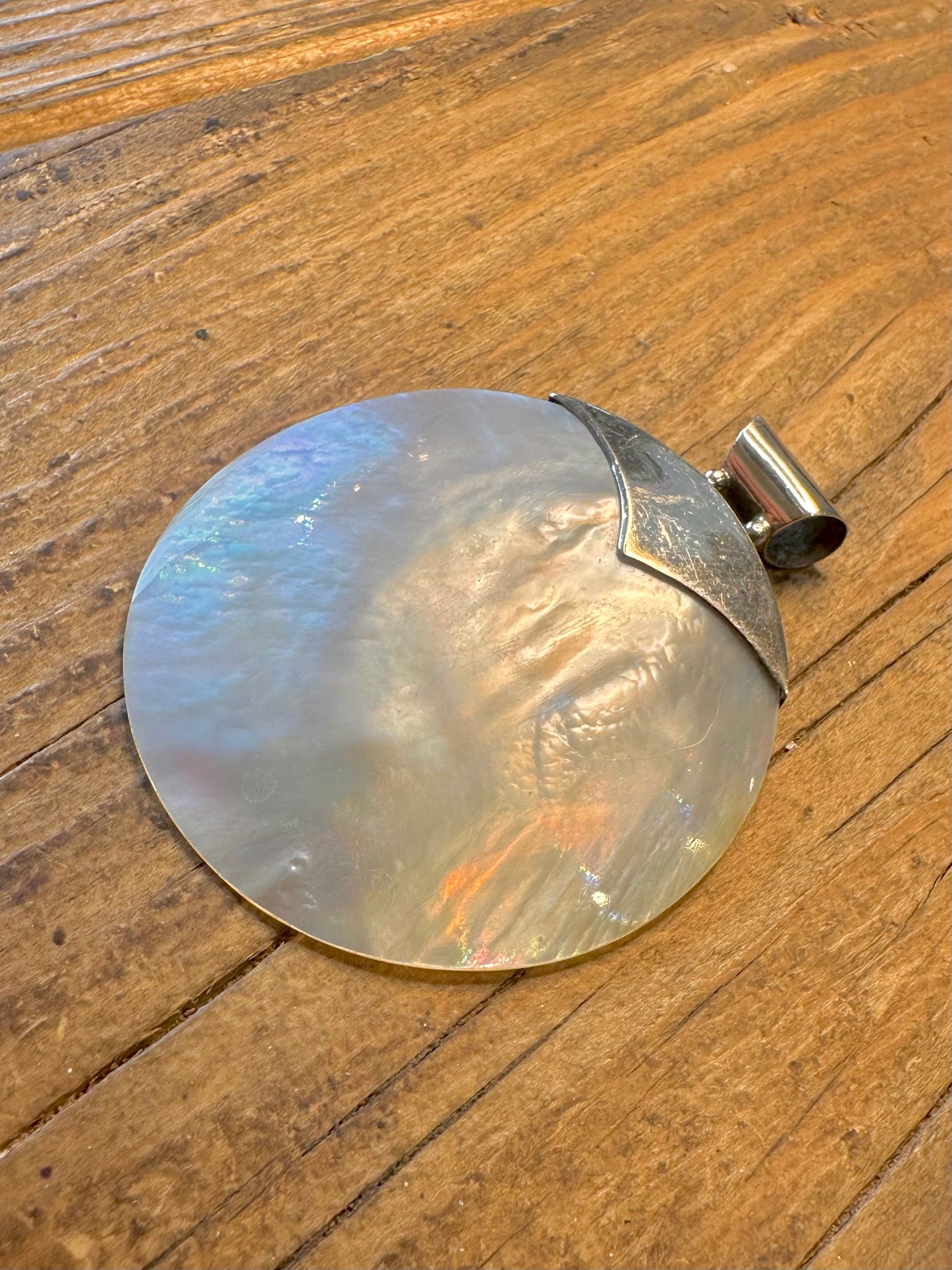 Iridescent Circle Shell 925 Sterling Silver Pendant