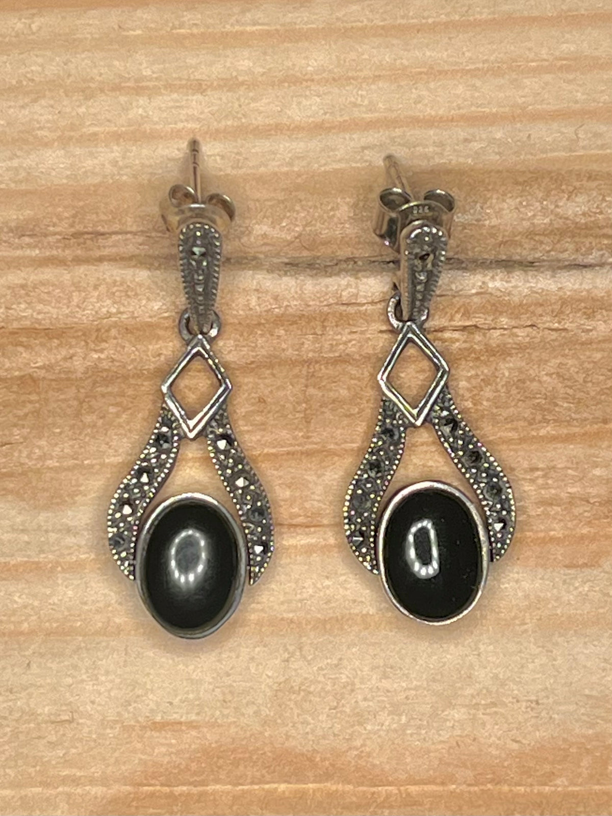 Mother Of Pearl and Black Onyx Reversible Drop 925 Sterling Silver Earrings