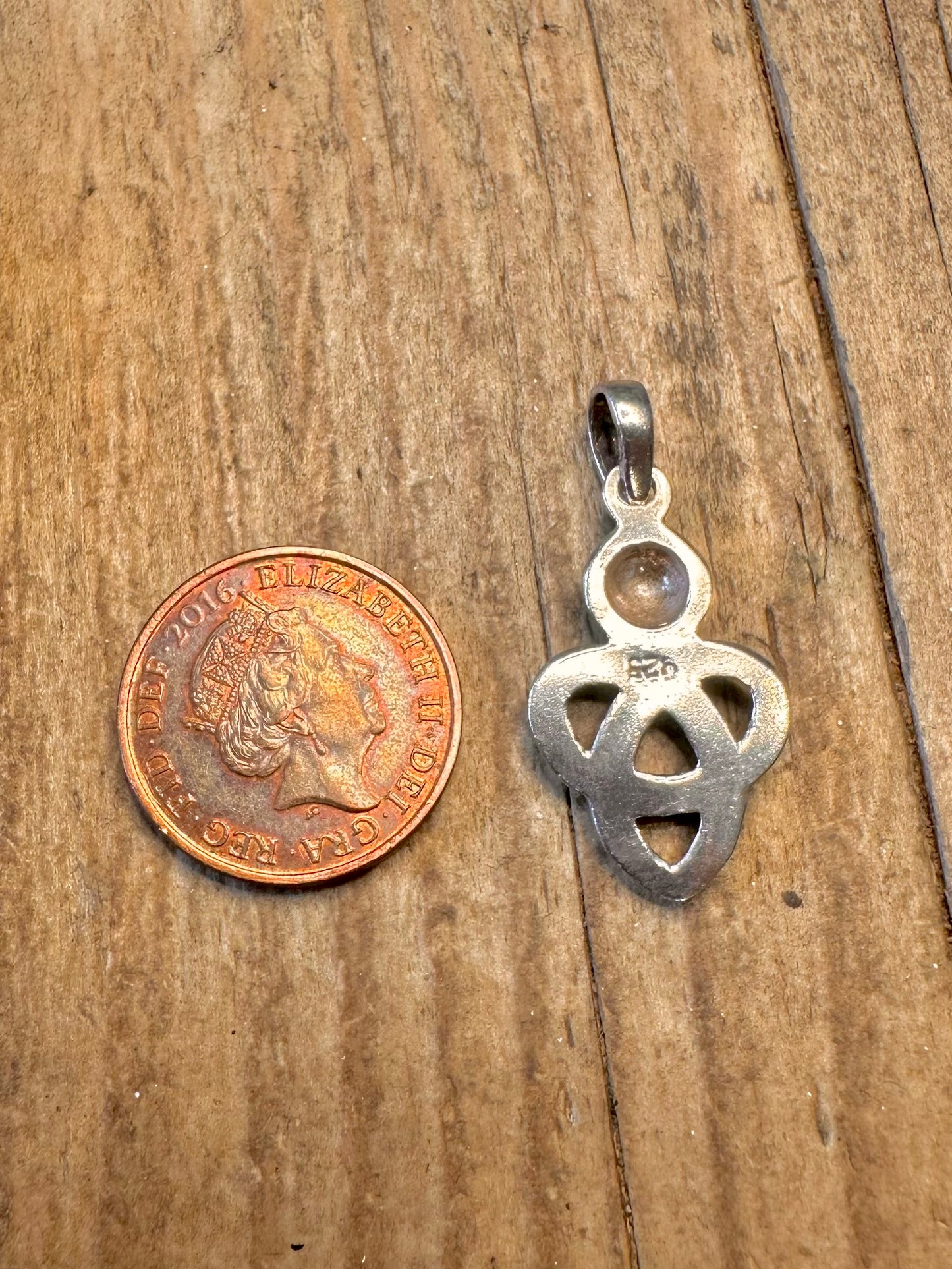 Celtic Knot 925 Sterling Silver Pendant