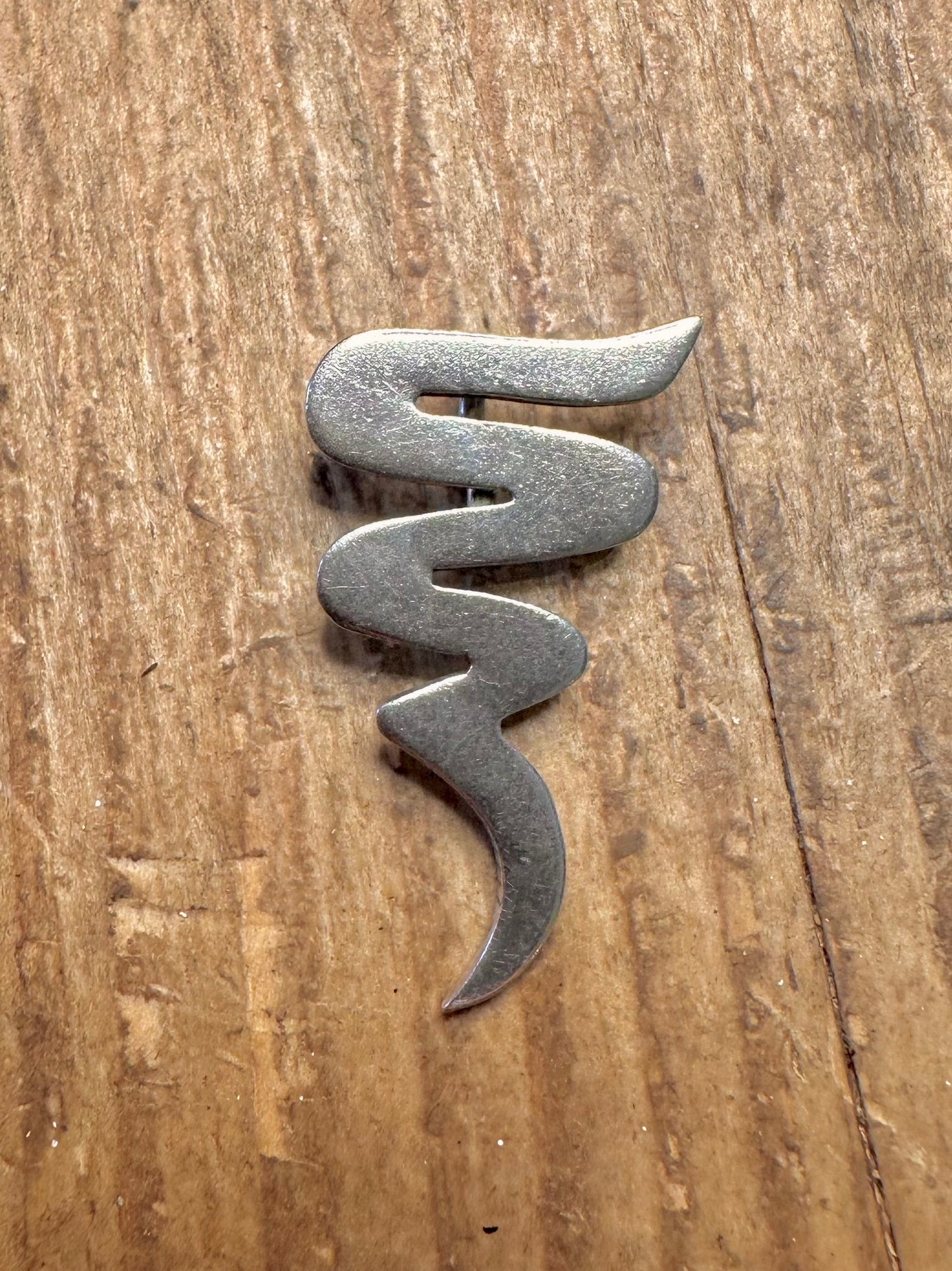 Zickzack-Anhänger aus 925er Sterlingsilber