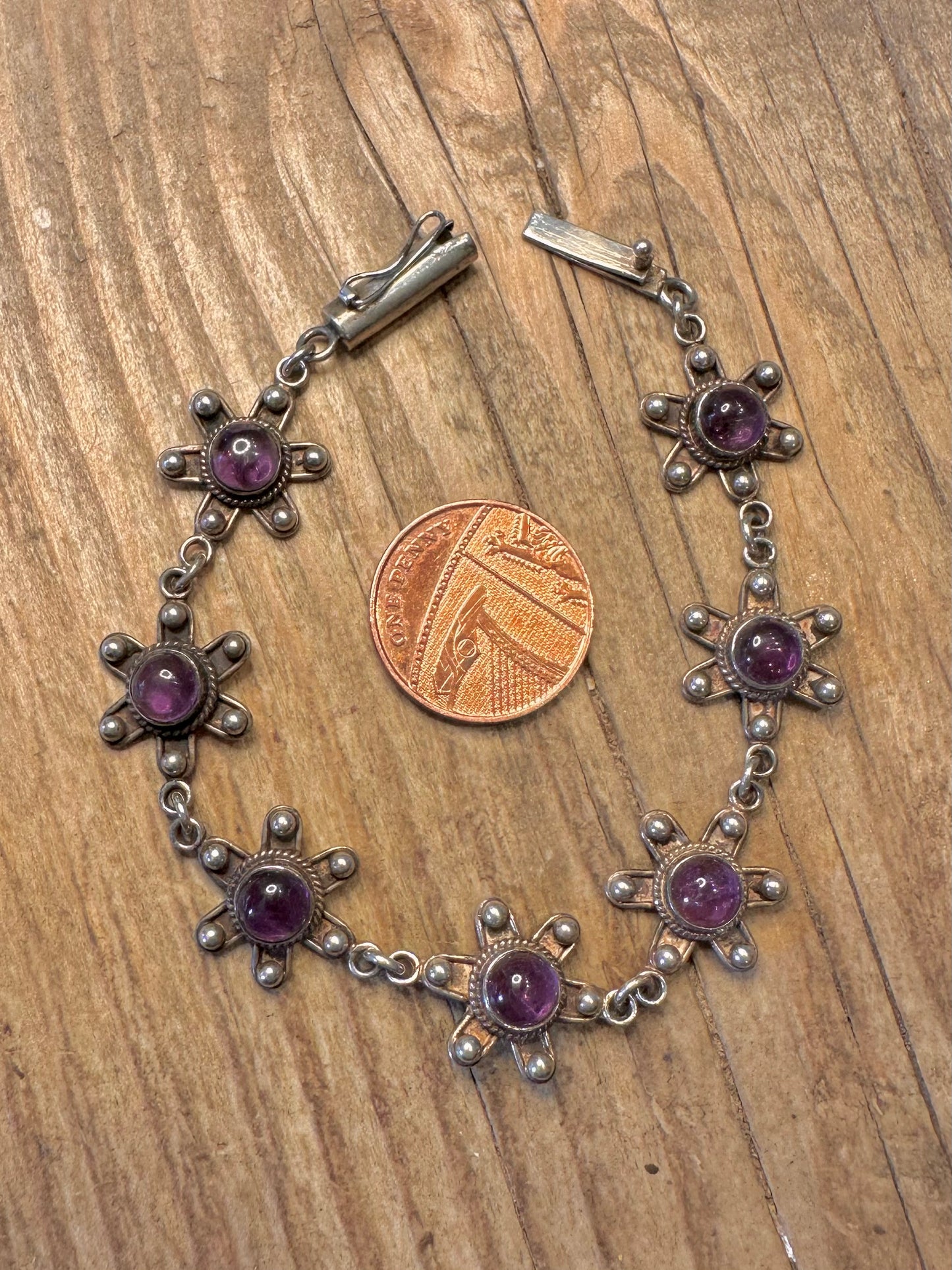 Flower Amethyst Link 925 Sterling Silver 7 inch Bracelet