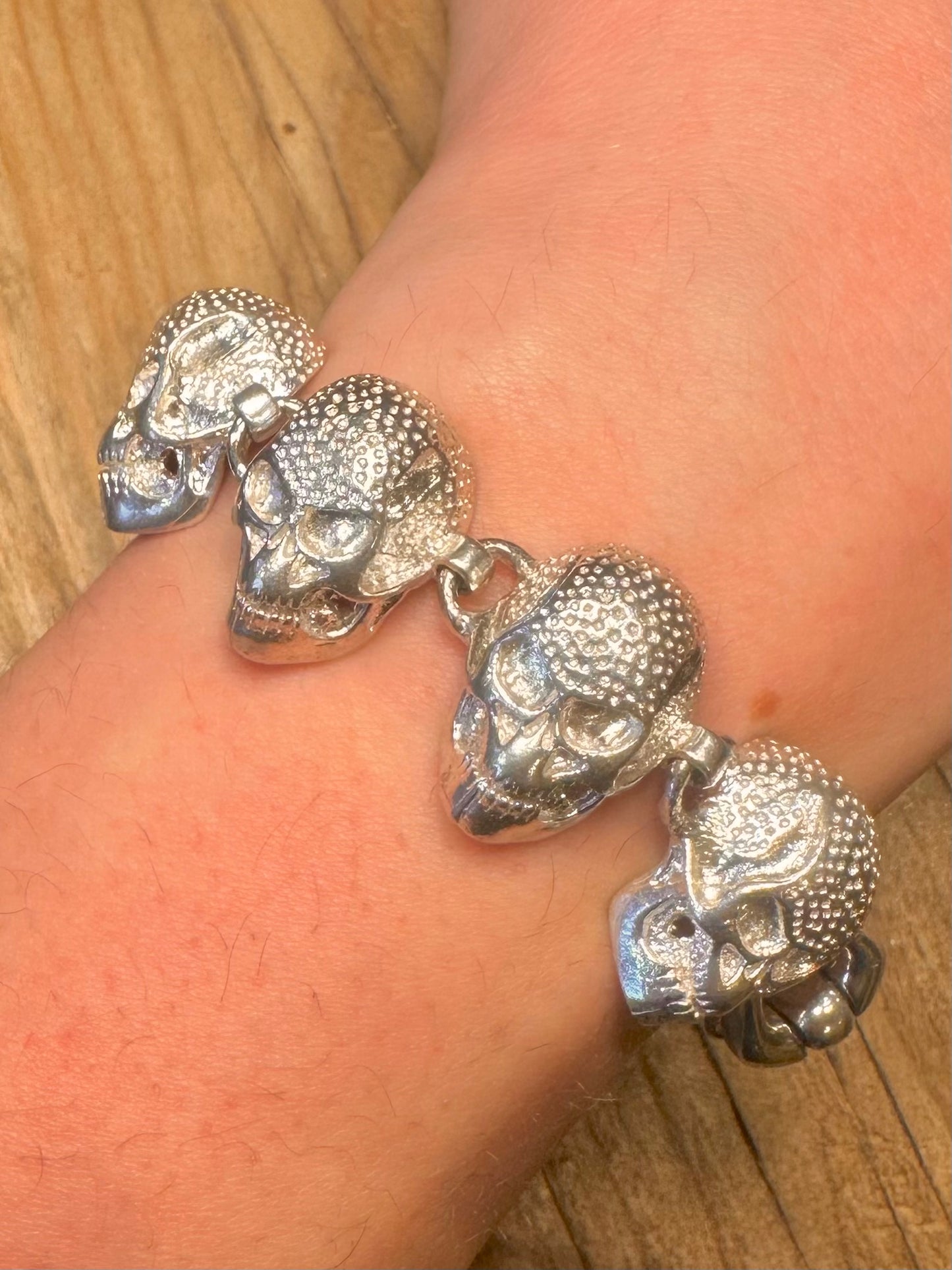 Vintage grobes Totenkopf-Armband mit einzigartigen Gliedern, 925er Sterlingsilber, 21,5 cm