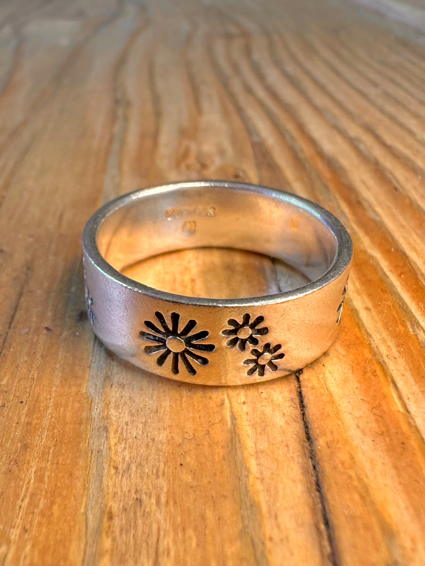 Daisy Flower Band 925 Sterling Silver Size X Ring