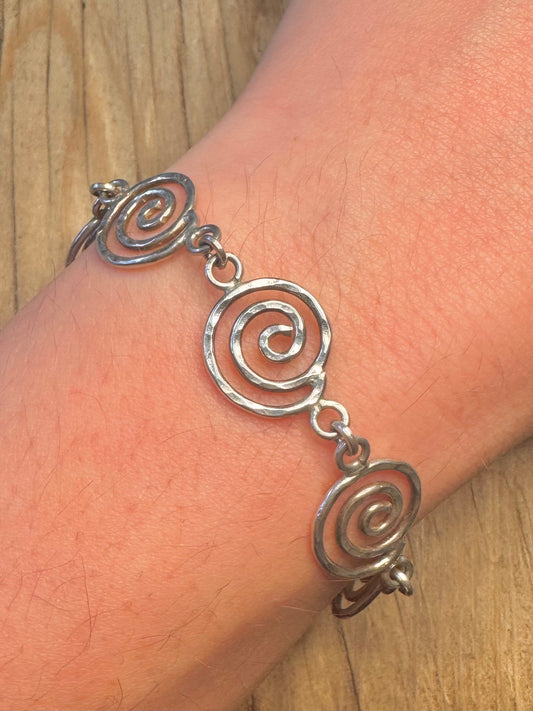 Abstract Swirl Hammered 925 Sterling Silver 7.4 inch Bracelet