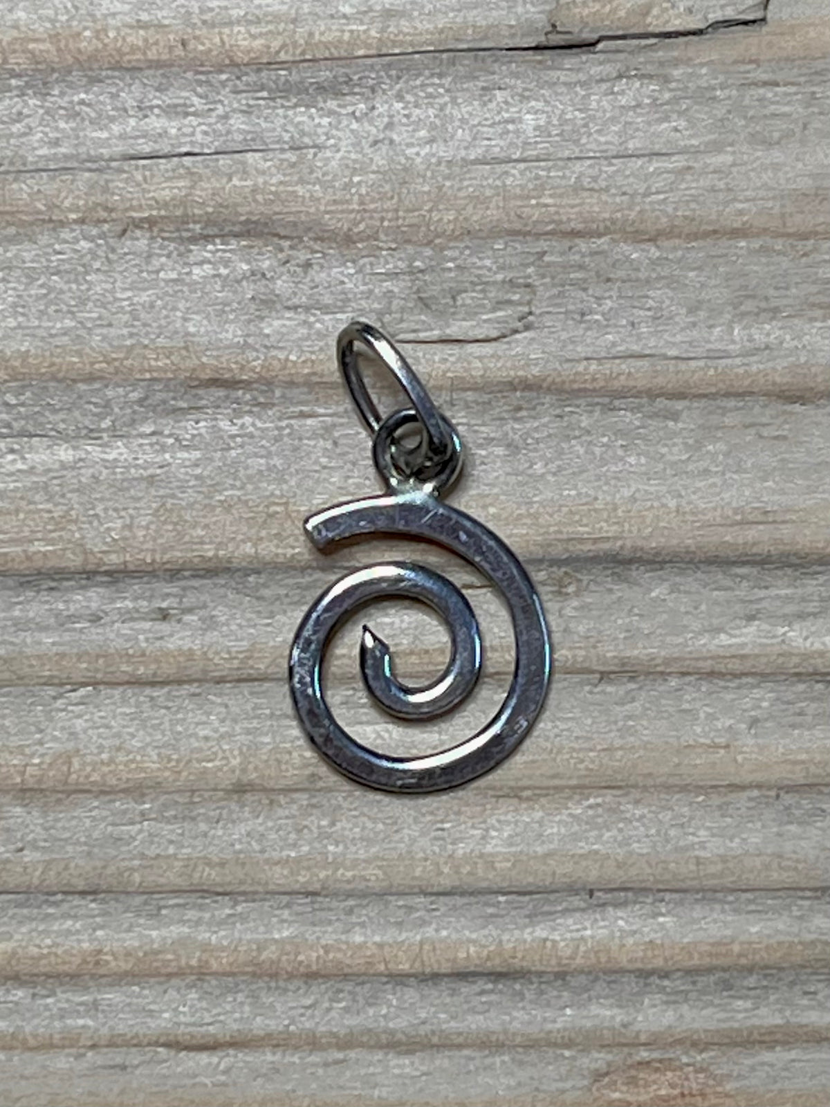 Small Swirl 925 Sterling Silver Pendant