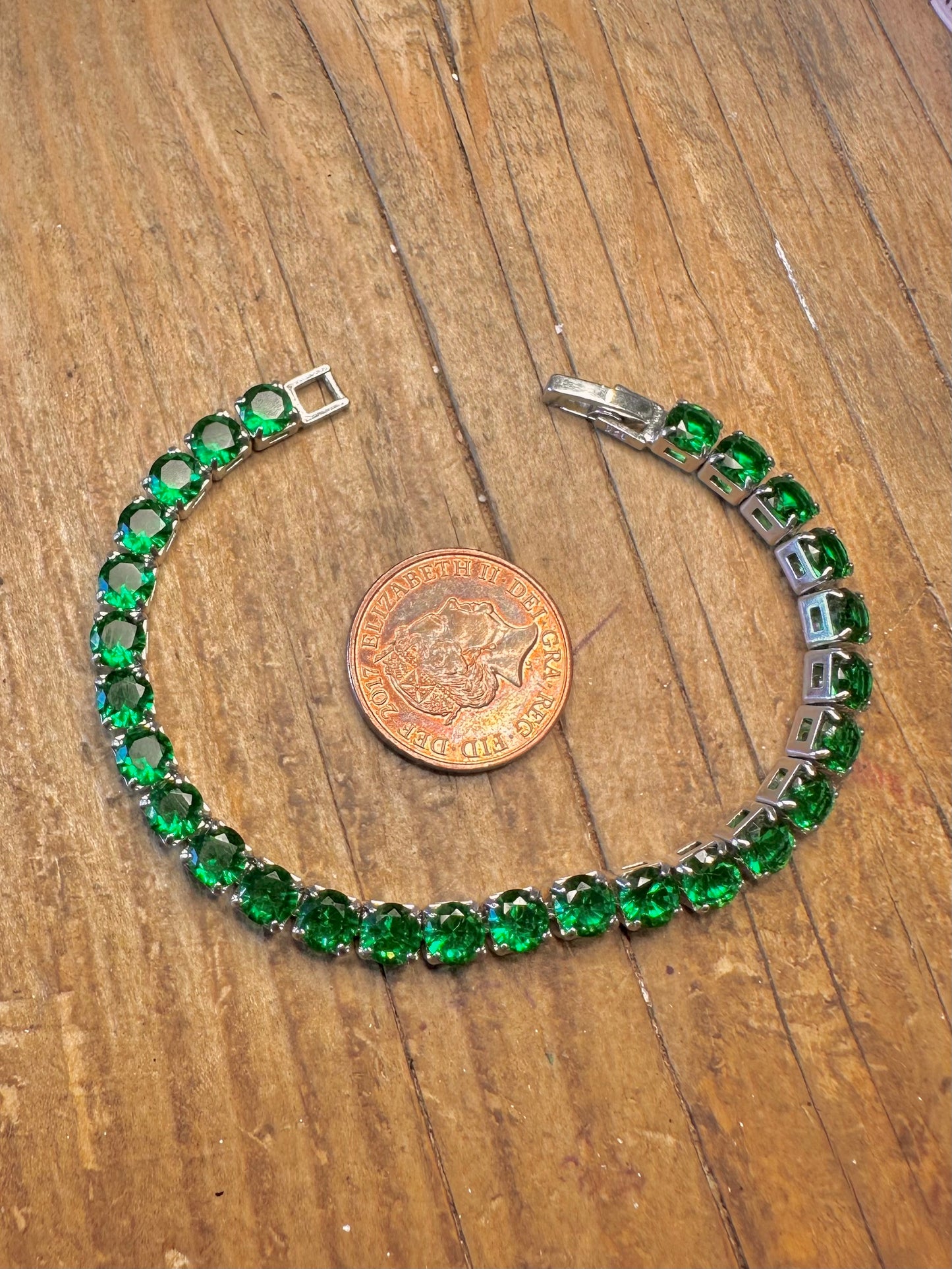 Green Stones Tennis Bracelet 925 Sterling Silver 6.5 inch Bracelet
