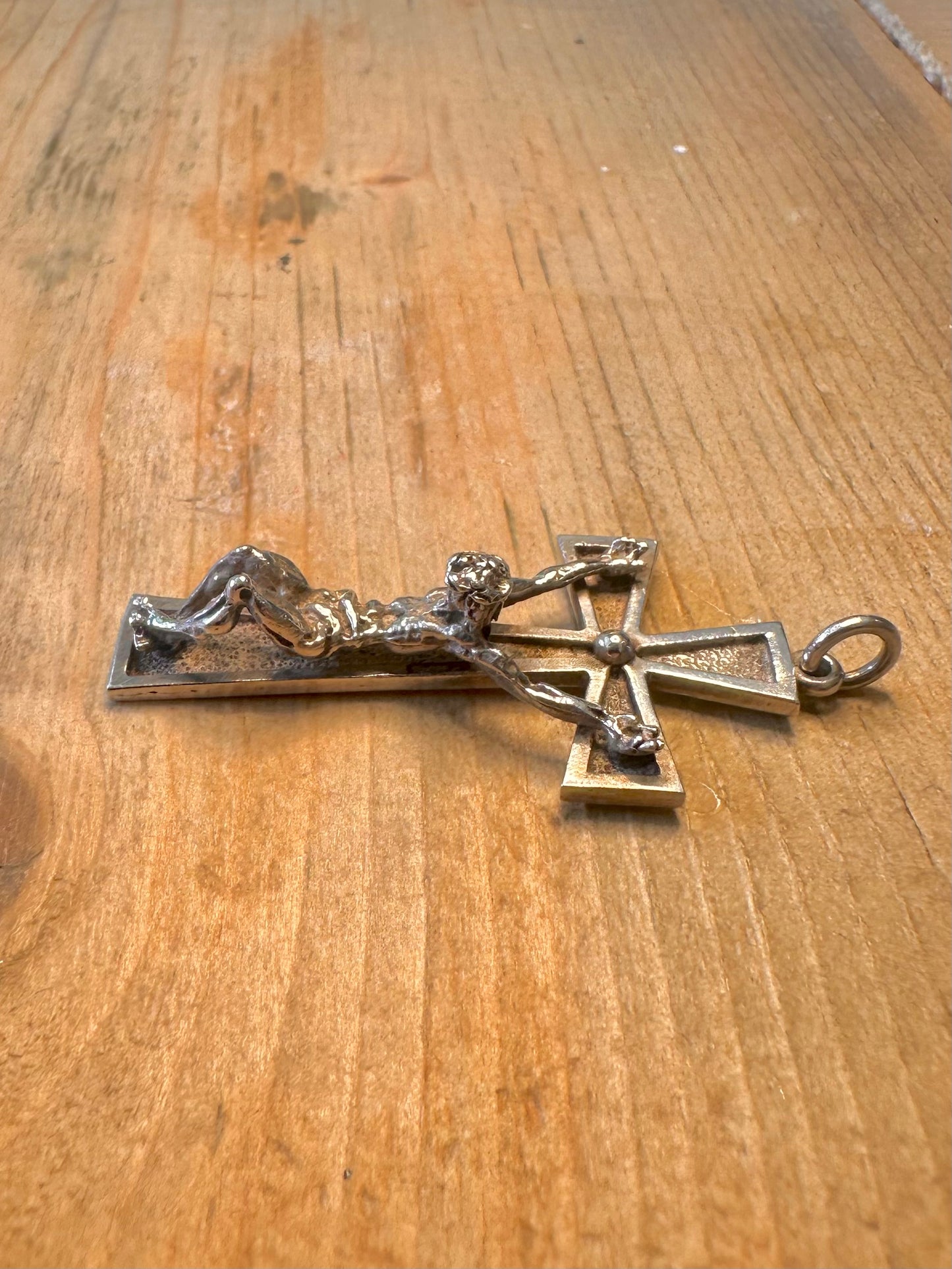 Crucifix Detailed Textured Cross 950 Silver Pendant