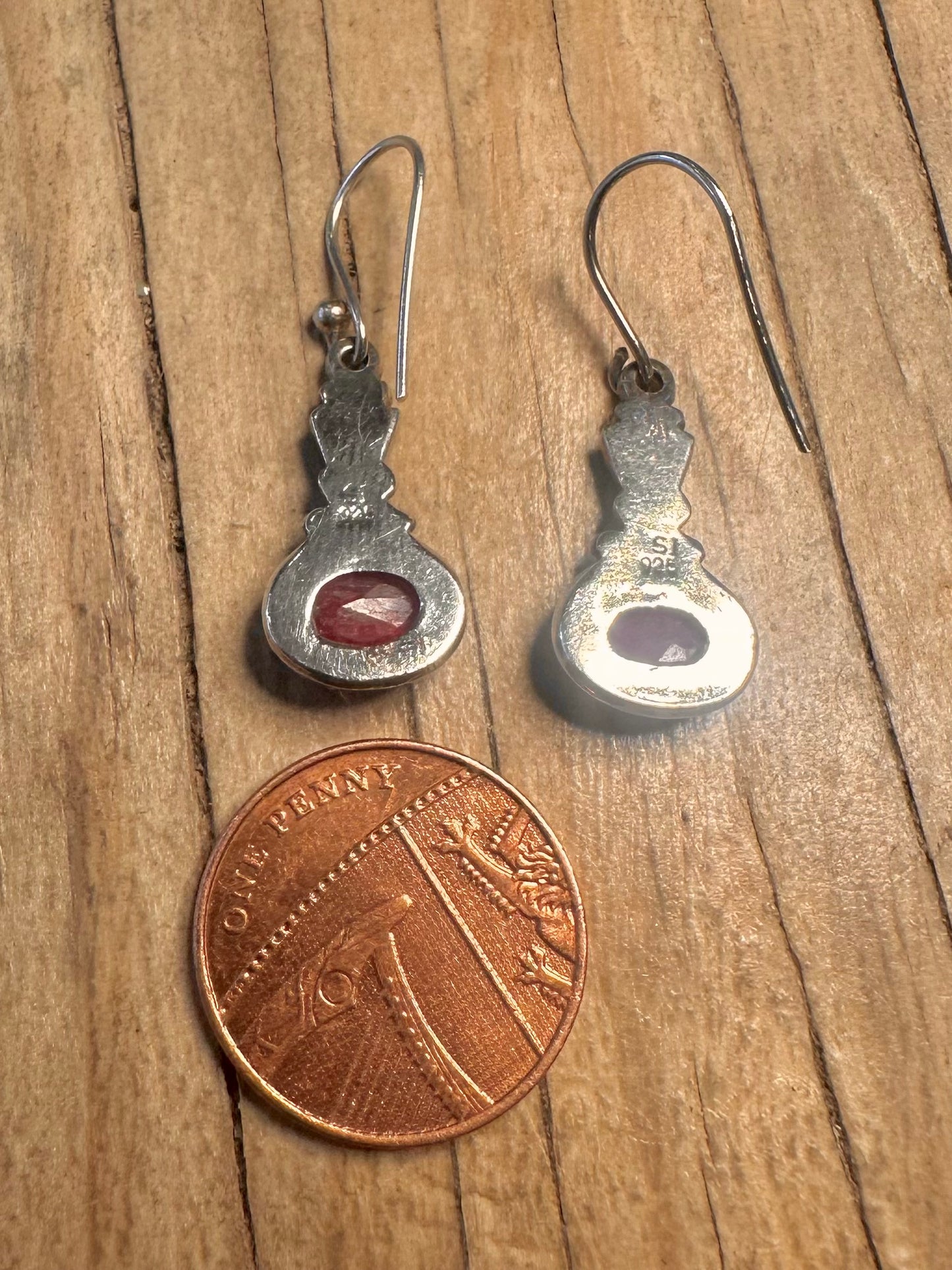 Vintage Ornate Red Gemstone 925 Sterling Silver Earrings