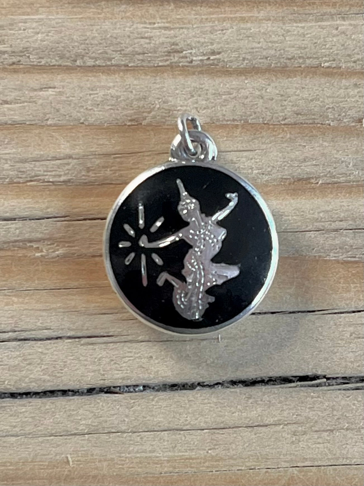 Siam Circle Reversible Black and White 925 Sterling Silver Pendant