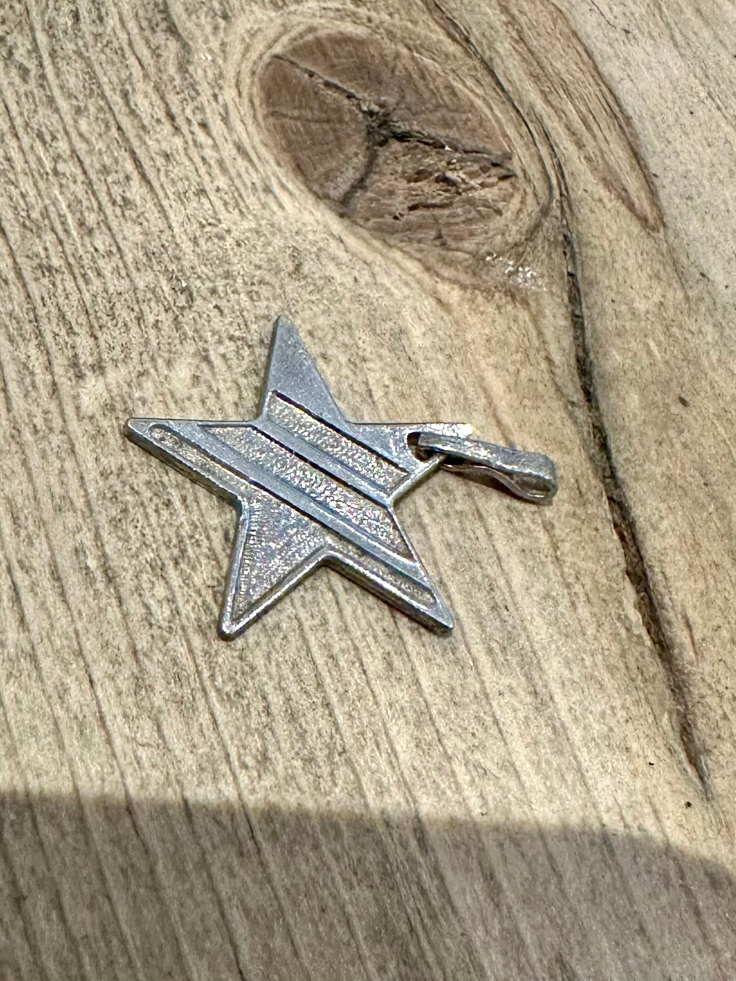 Vintage Textured Star 925 Silver Pendant