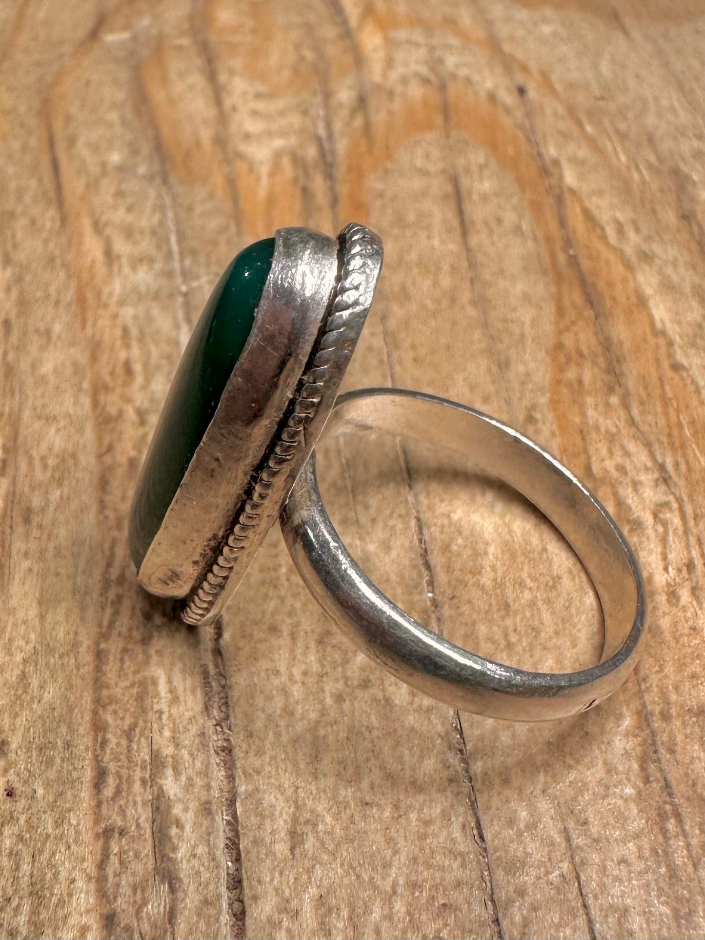 Vintage Green Elongated 925 Sterling Silver Size P Ring