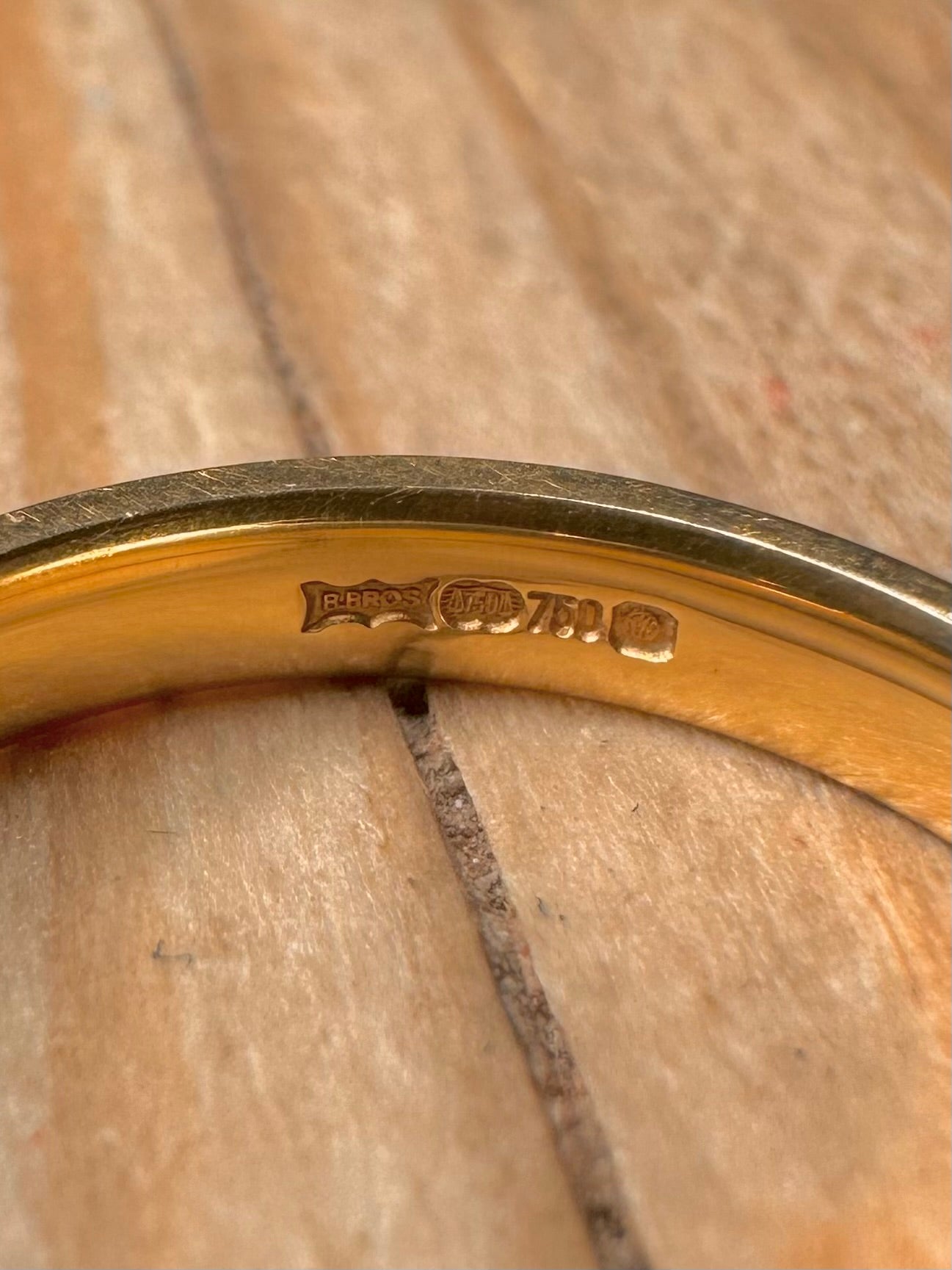 Vintage 18ct Gold Band Size N1/2 Ring