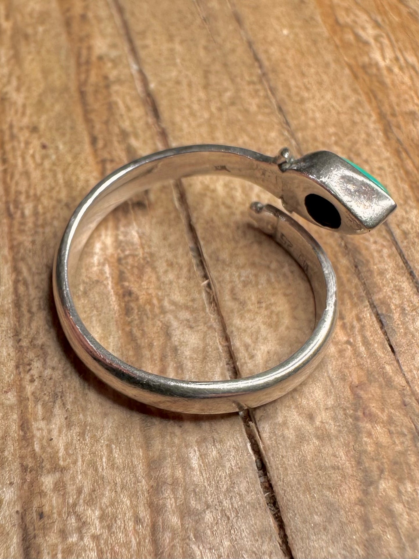 Abstrakter türkisfarbener, überlappender 925er Sterlingsilber-Ring Größe Q1/2