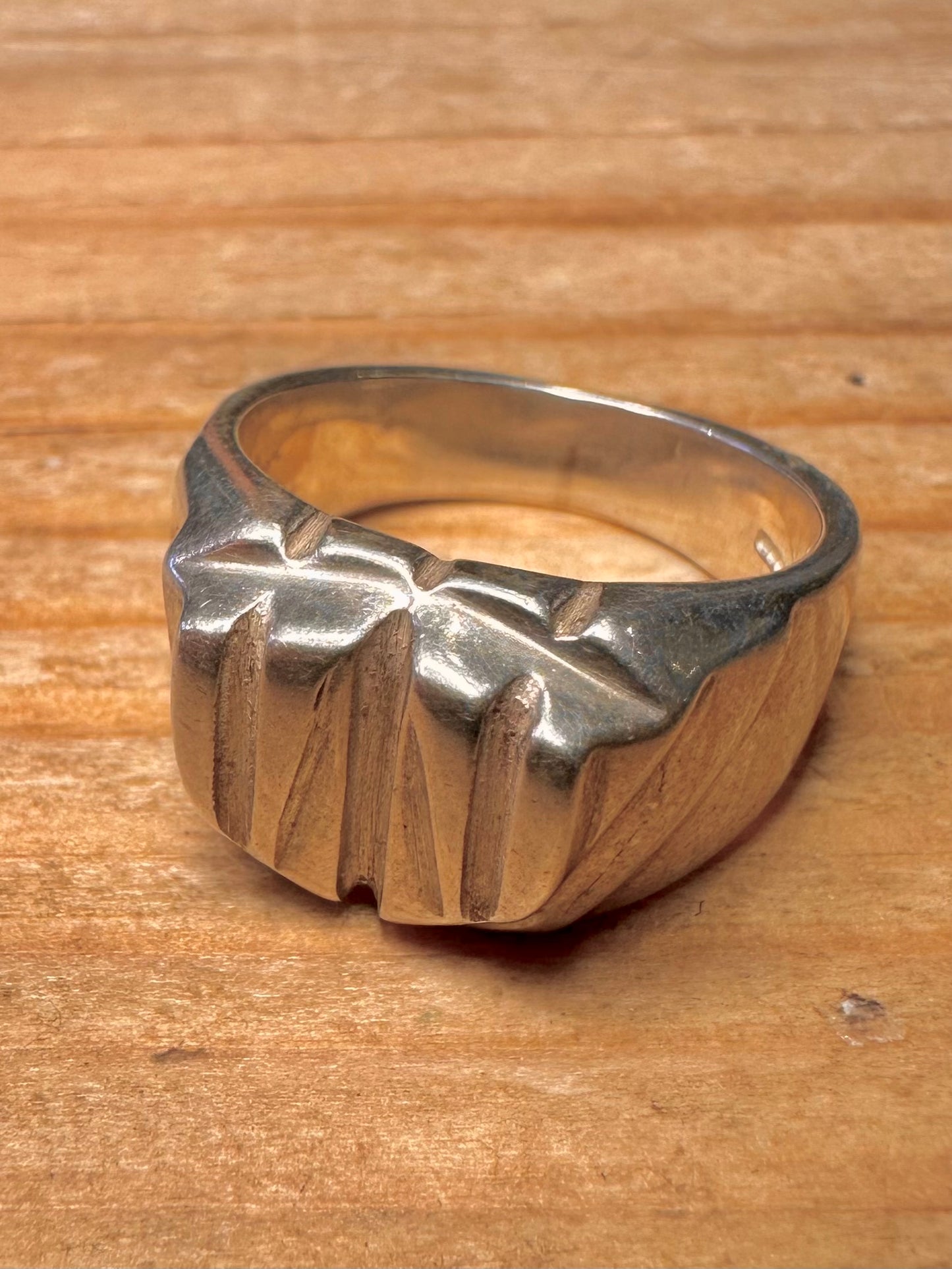 Moderner gewölbter 925er Sterlingsilber Ring Größe P