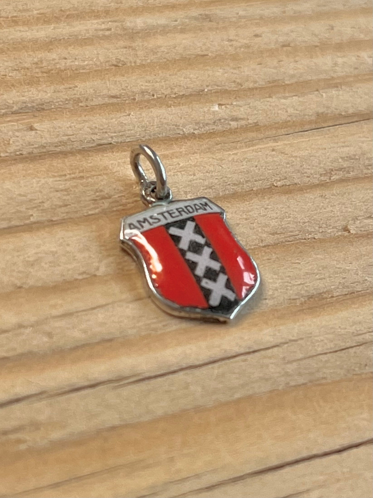 Small Enamel Amsterdam Maker SF 835 Silver Pendant