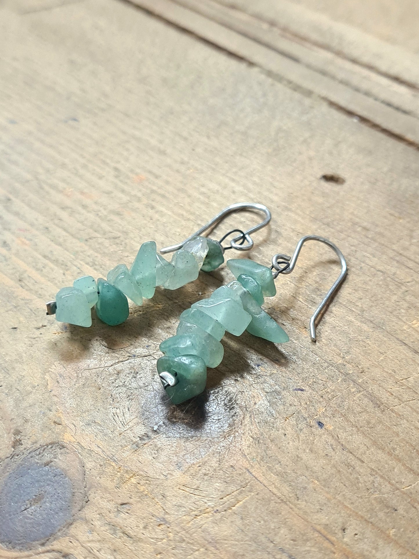 Vintage Jade Chip Dangle 925 Silver Earrings