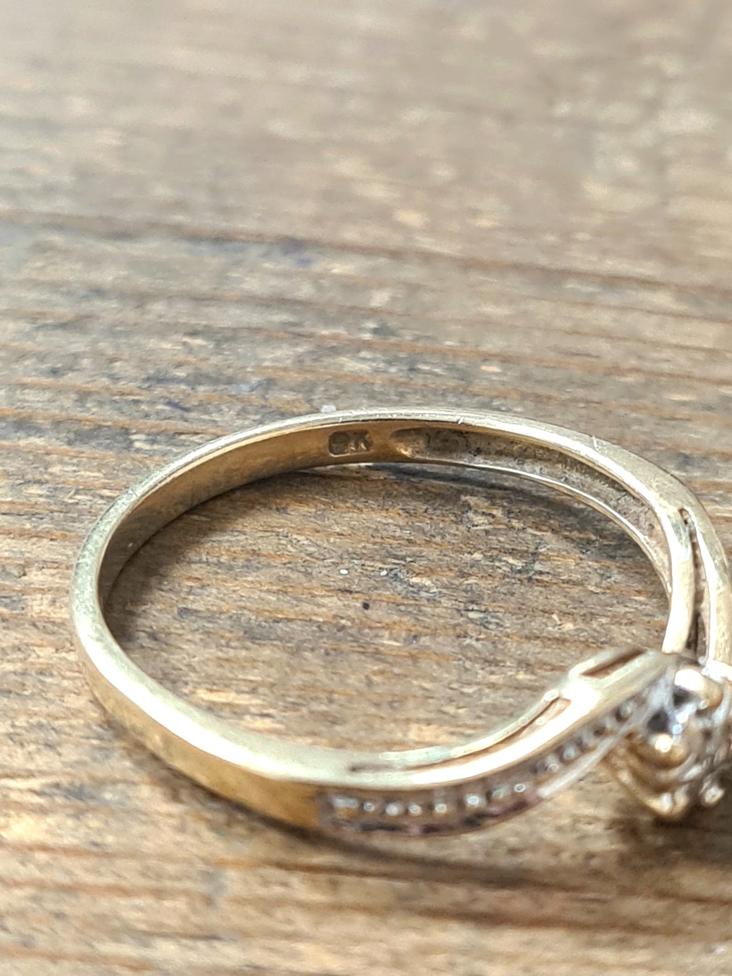 Vintage Diamond 9ct Gold Ring