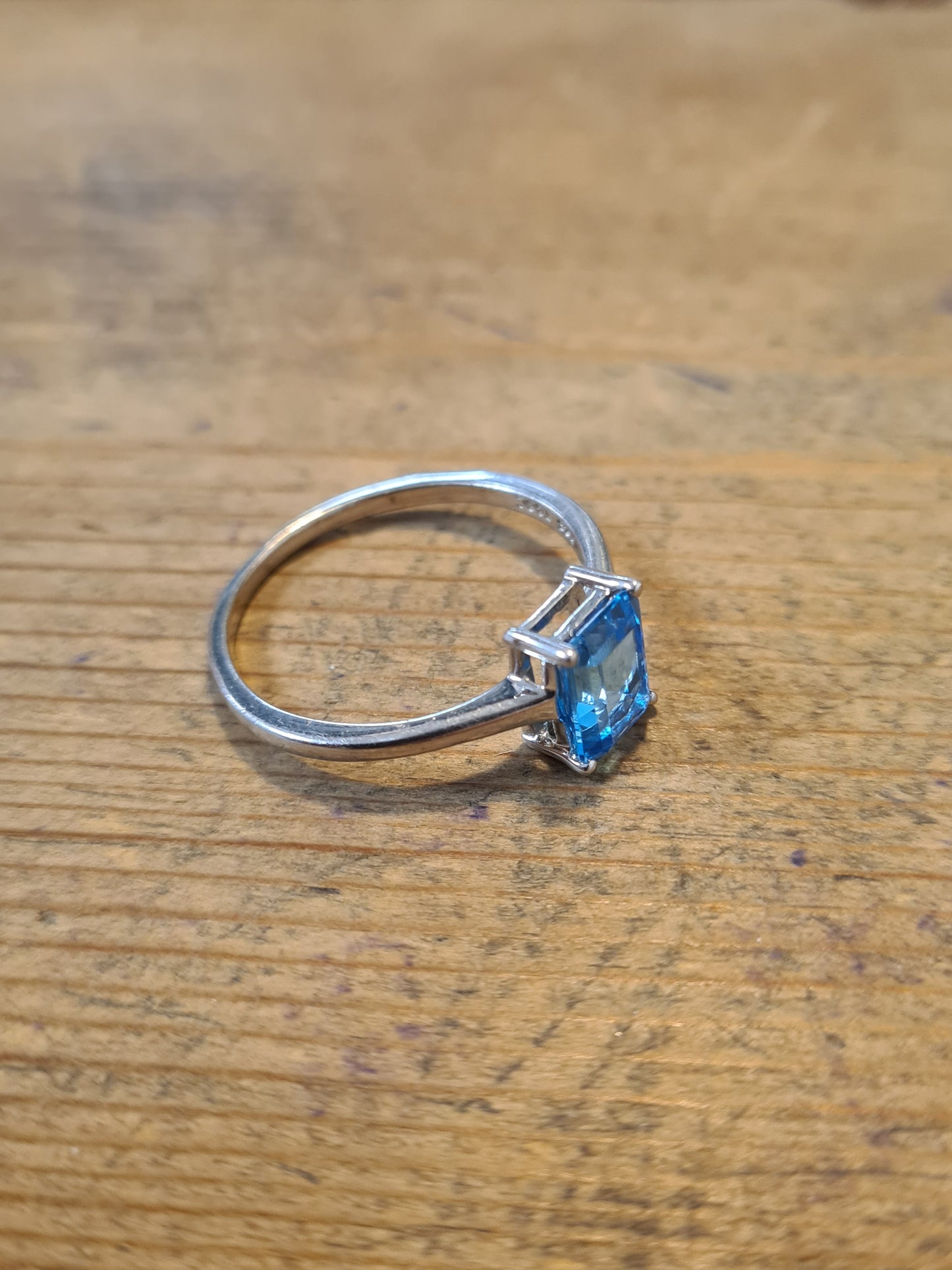 Modernist Blue Stone 925 Silver Size U Ring