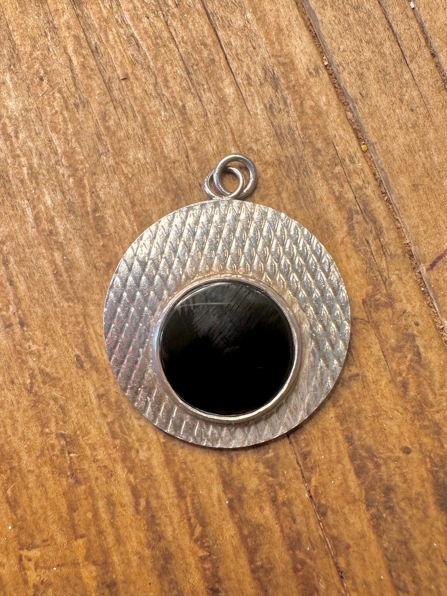 Textured Circle Onyx 925 Sterling Silver Pendant