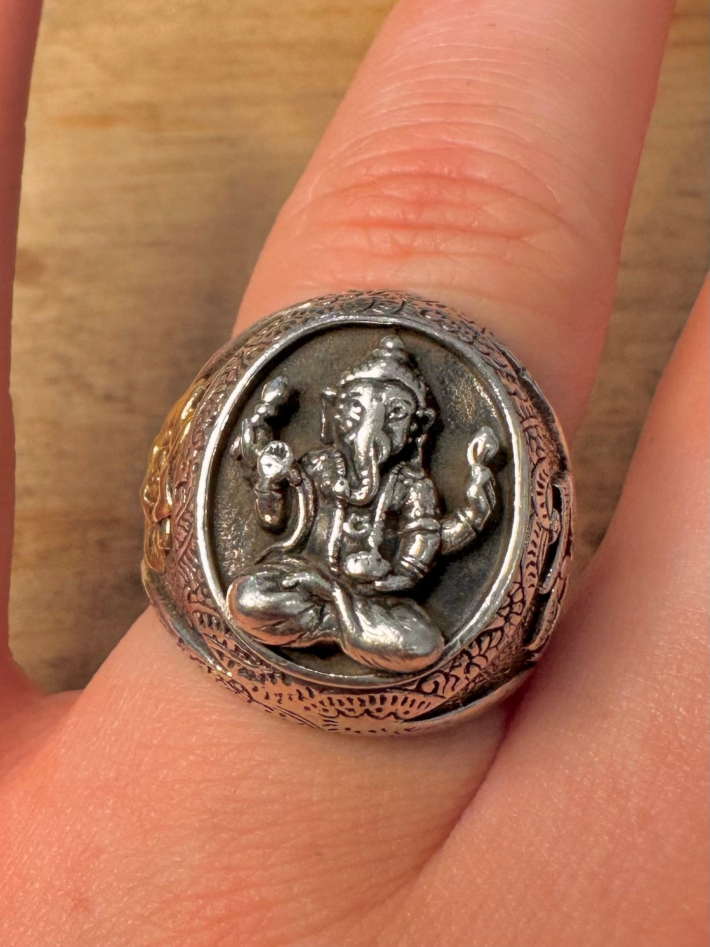 Vintage Ganesha Gold and 925 Silver Size P Ring