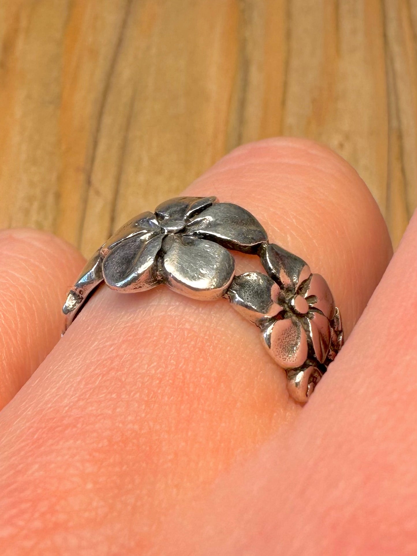Vintage Three Flower 925 Sterling Silver Size Q Ring