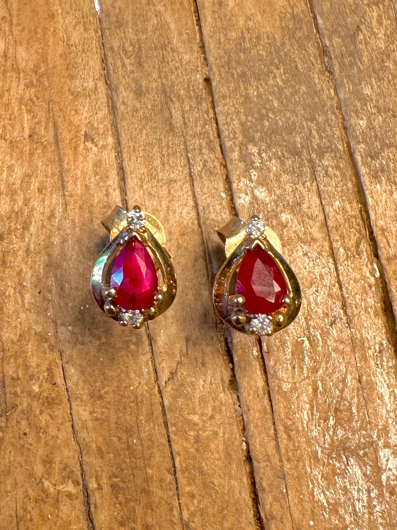 10K Gold Ruby and Diamonds Stud Earrings