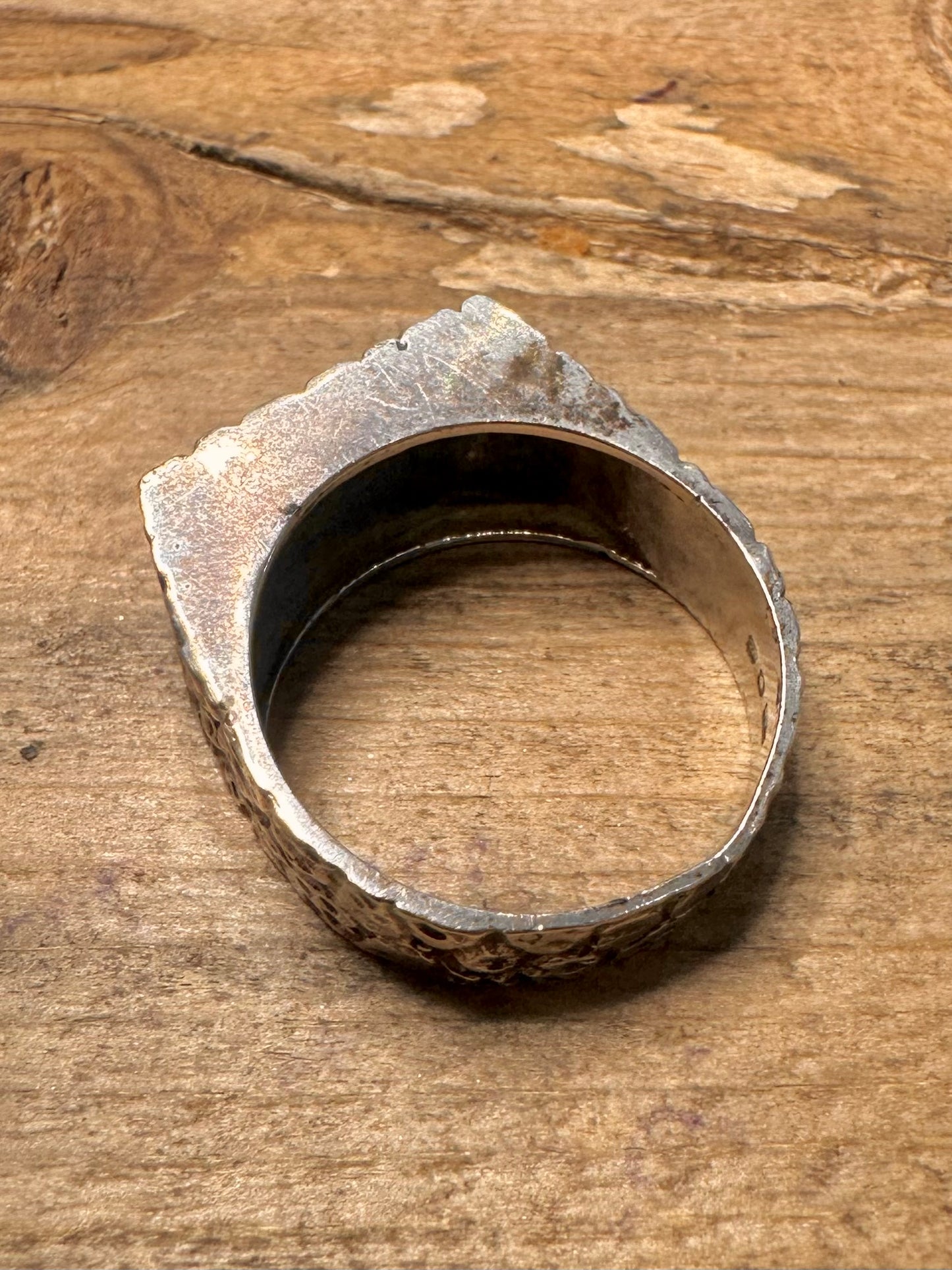 Vintage 1972 Textured Rectangle 925 Silver Size T Ring