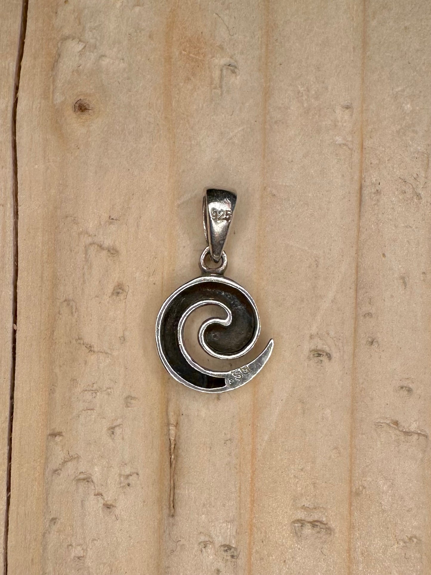 Swirl 925 Sterling Silver Pendant