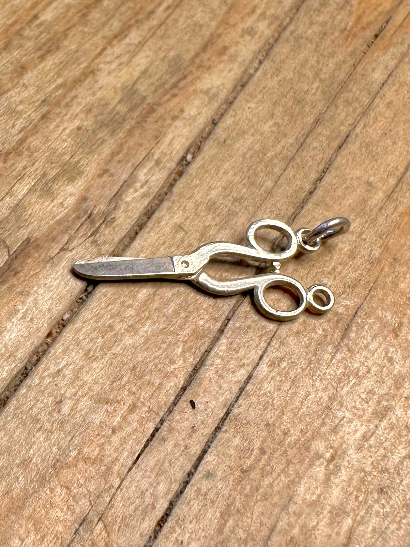 Vintage Scissors 925 Sterling Silver Charm Pendant