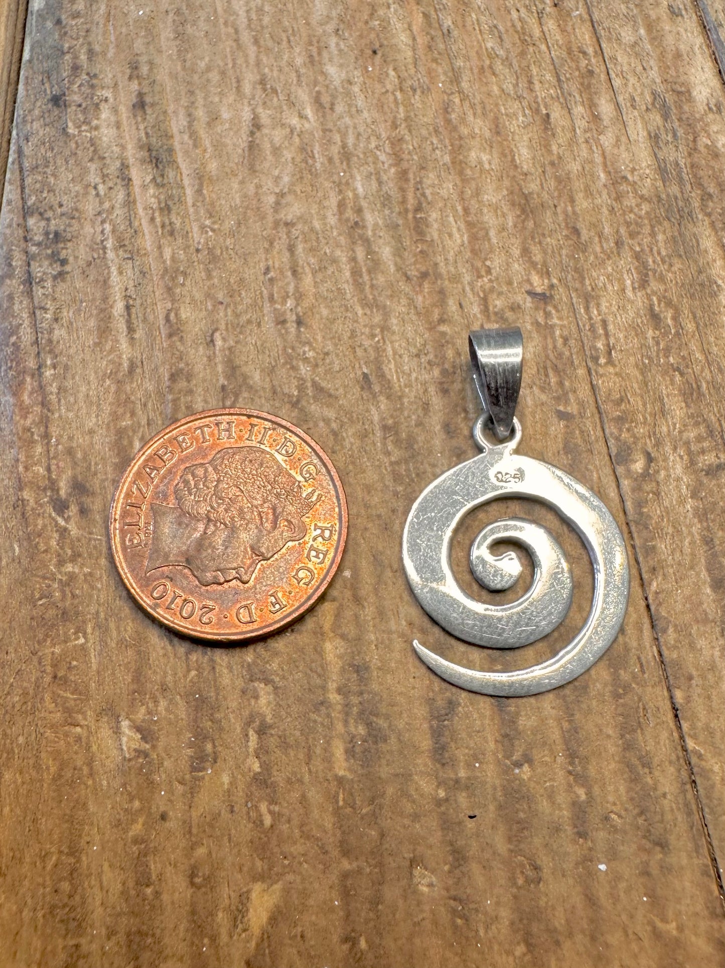 Swirl 925 Sterling Silver Pendant