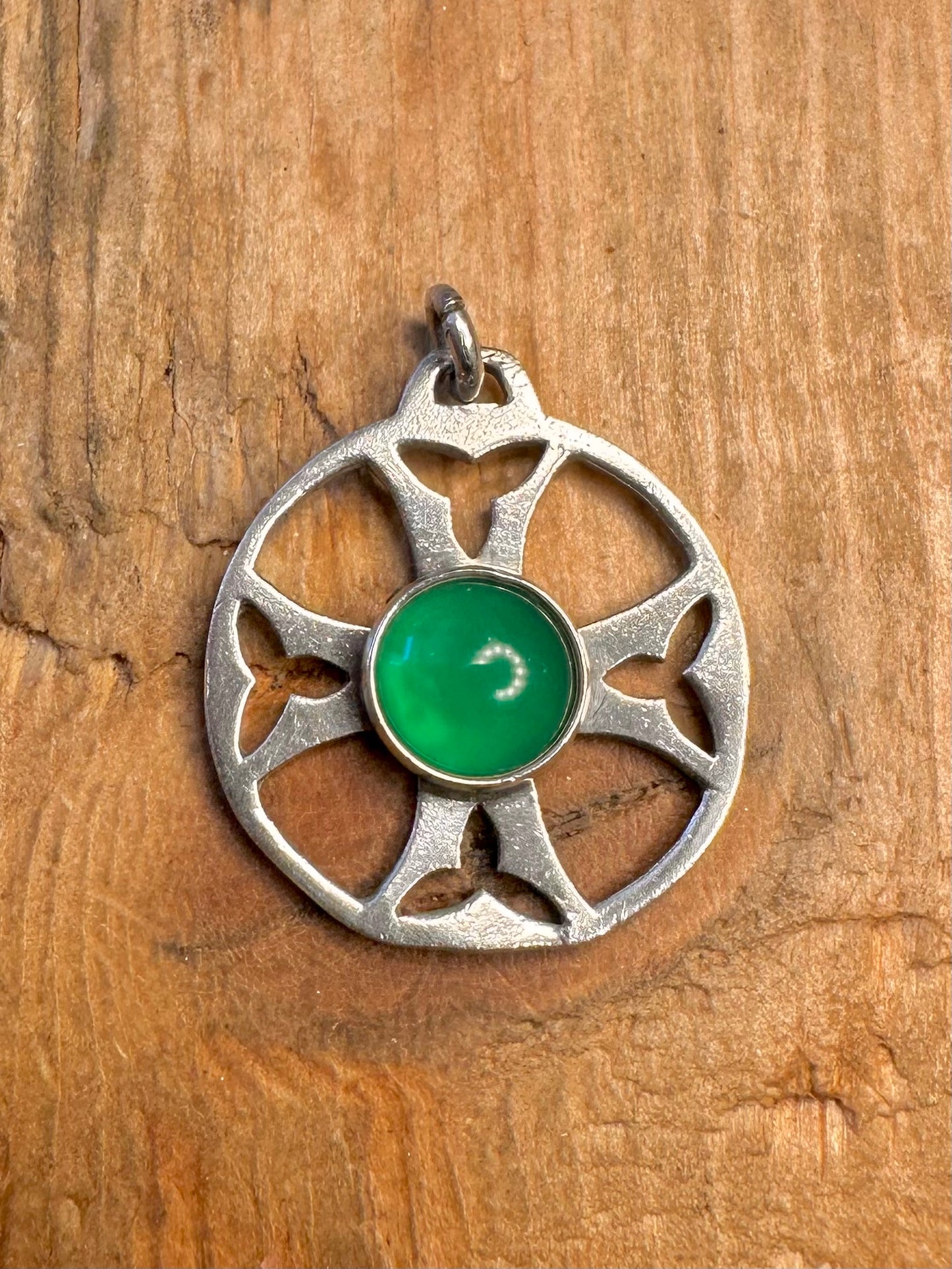 Scottish 1982 Celtic Green Stone 925 Sterling Silver Pendant