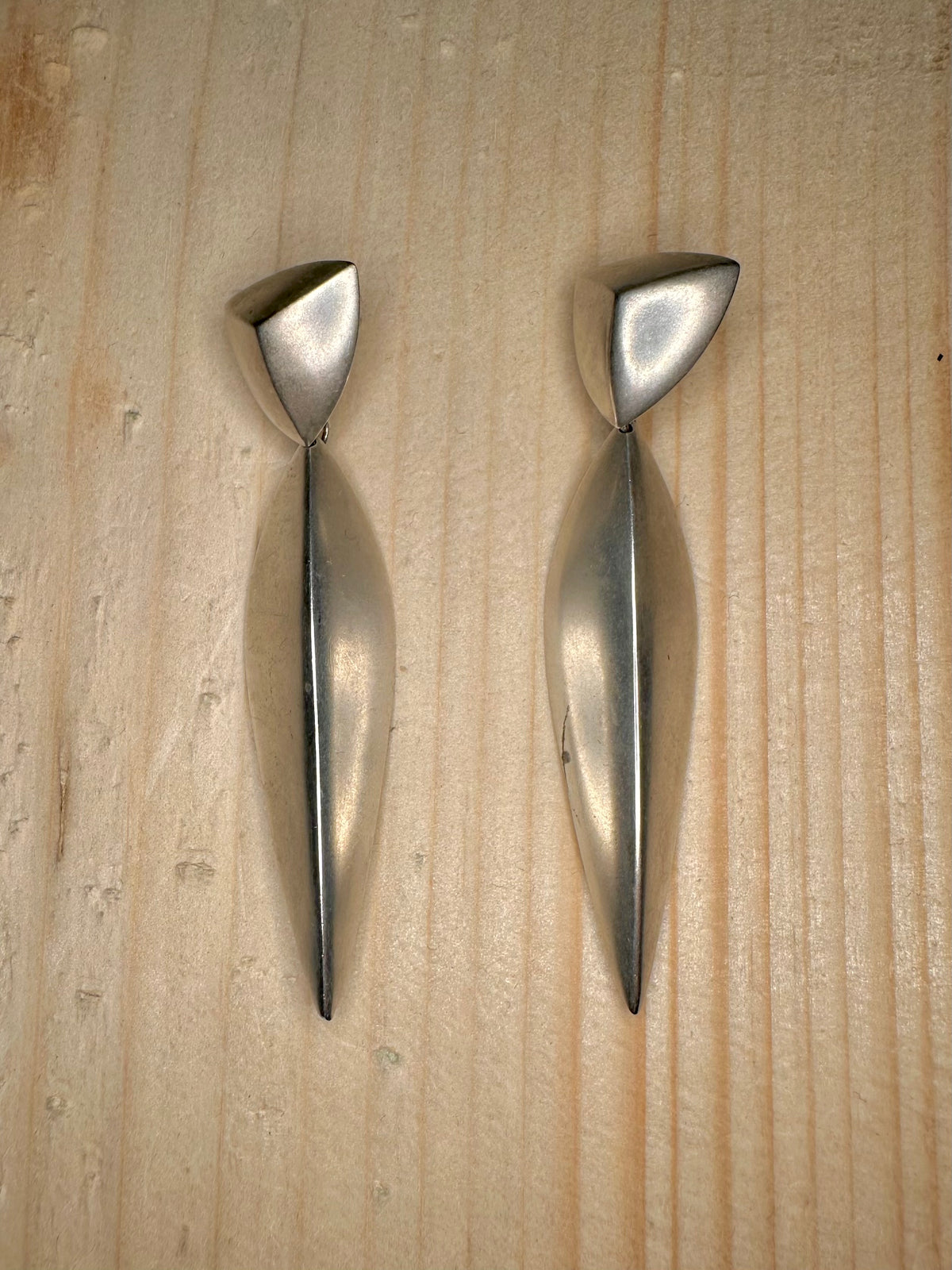Modernist 1998 Long Drop Maker UH Hallmarked 925 Sterling Silver Earrings