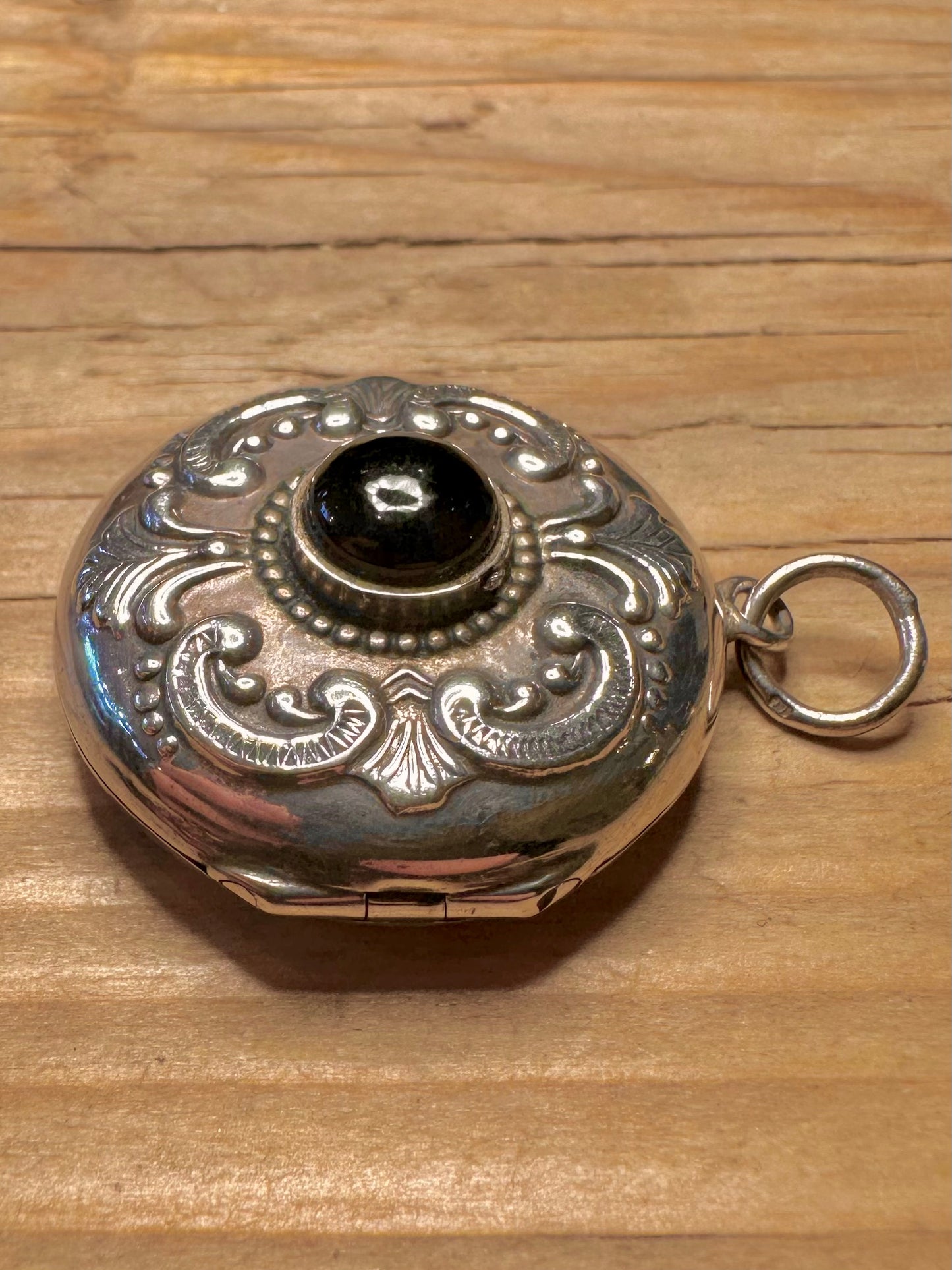 Vintage Victorian Style Engraved Onyx Circle Locket 925 Sterling Silver Pendant