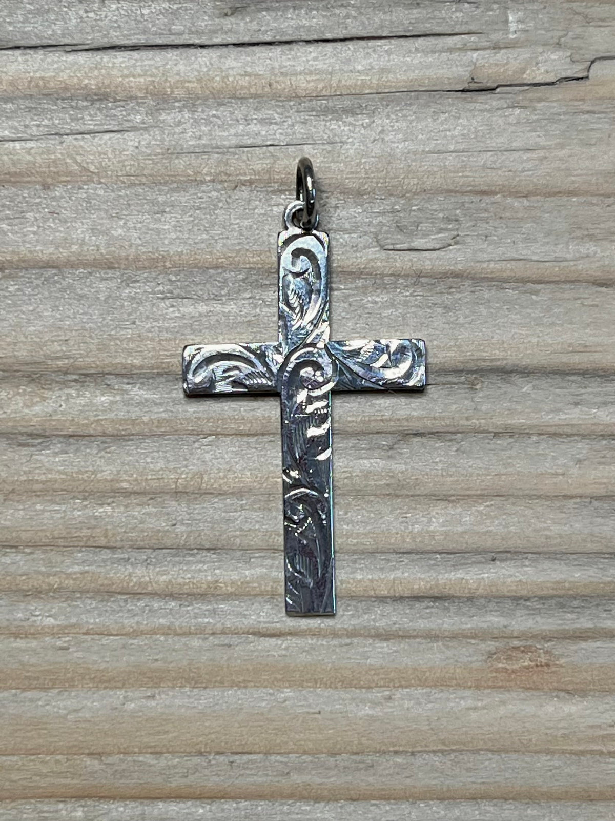Swirl Engraved Cross 925 Sterling Silver Pendant