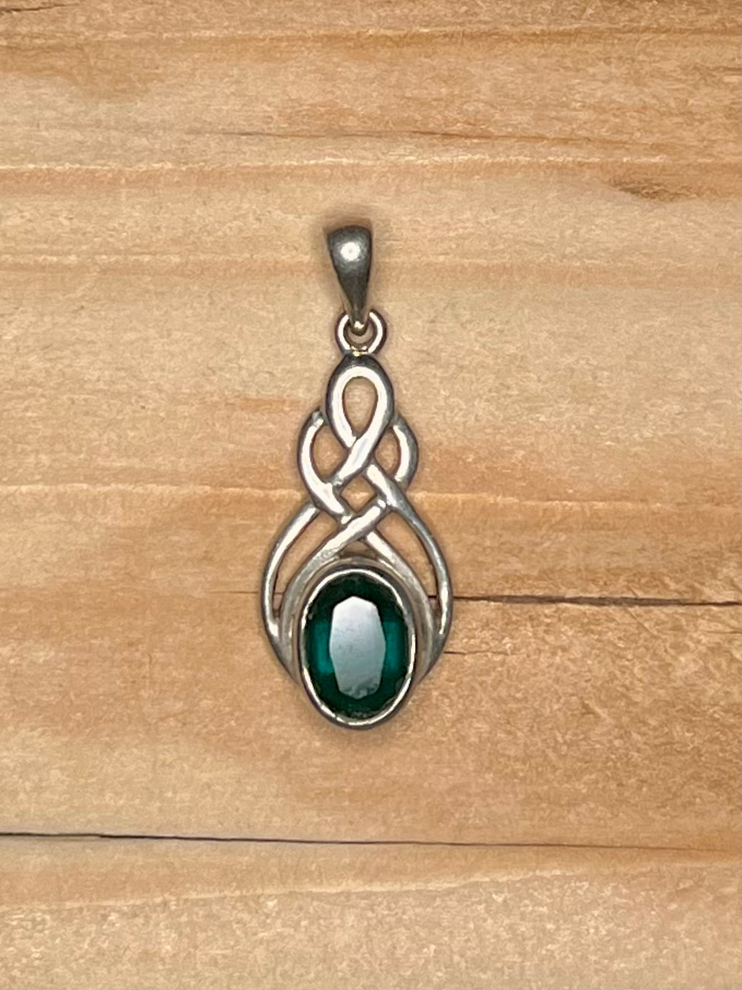 Celtic Green Stone 925 Sterling Silver Pendant