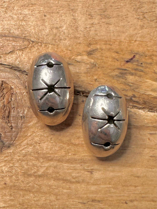 Abstract Design Bean Shape 925 Silver Stud Earrings