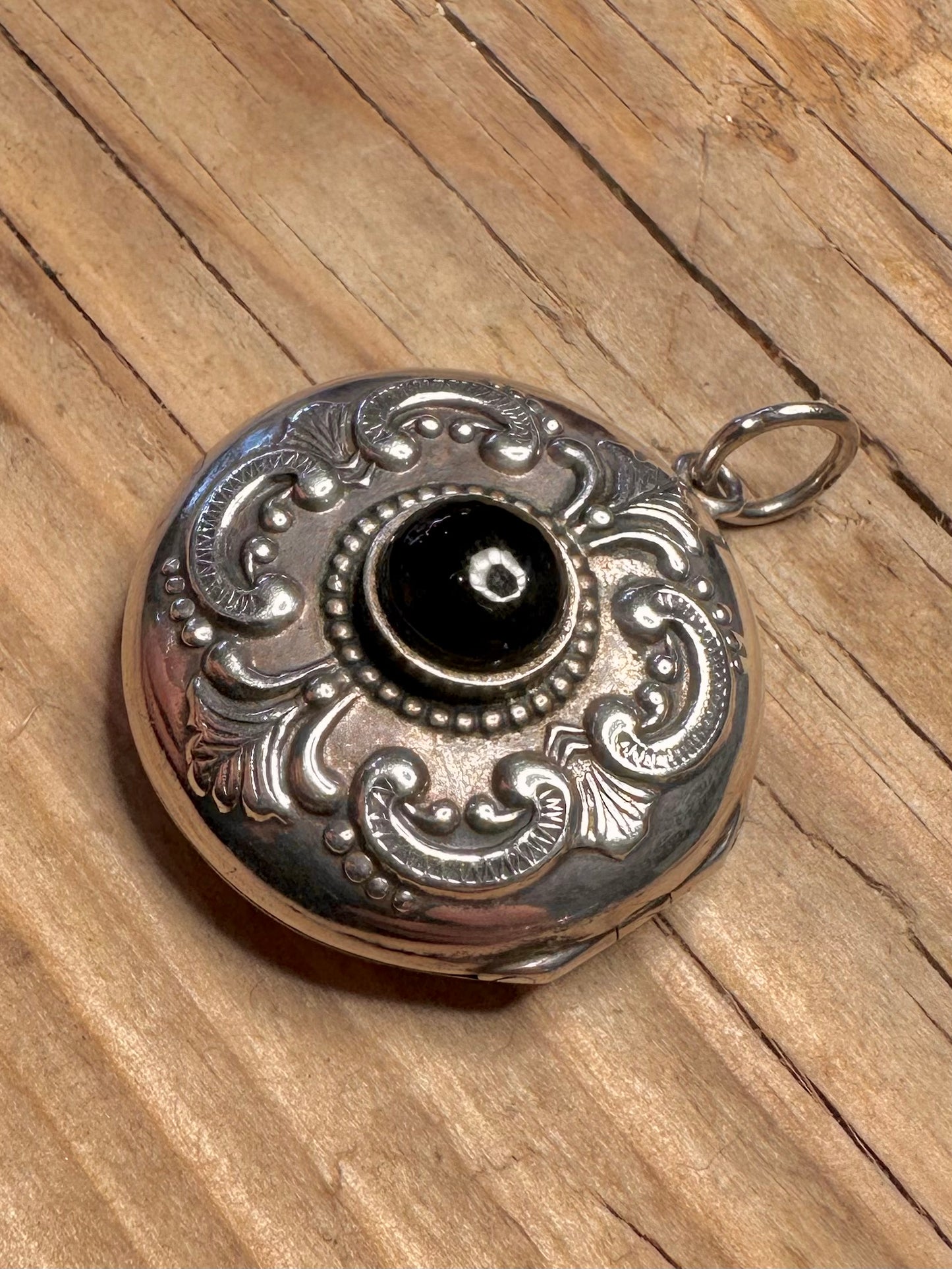 Vintage Victorian Style Engraved Onyx Circle Locket 925 Sterling Silver Pendant