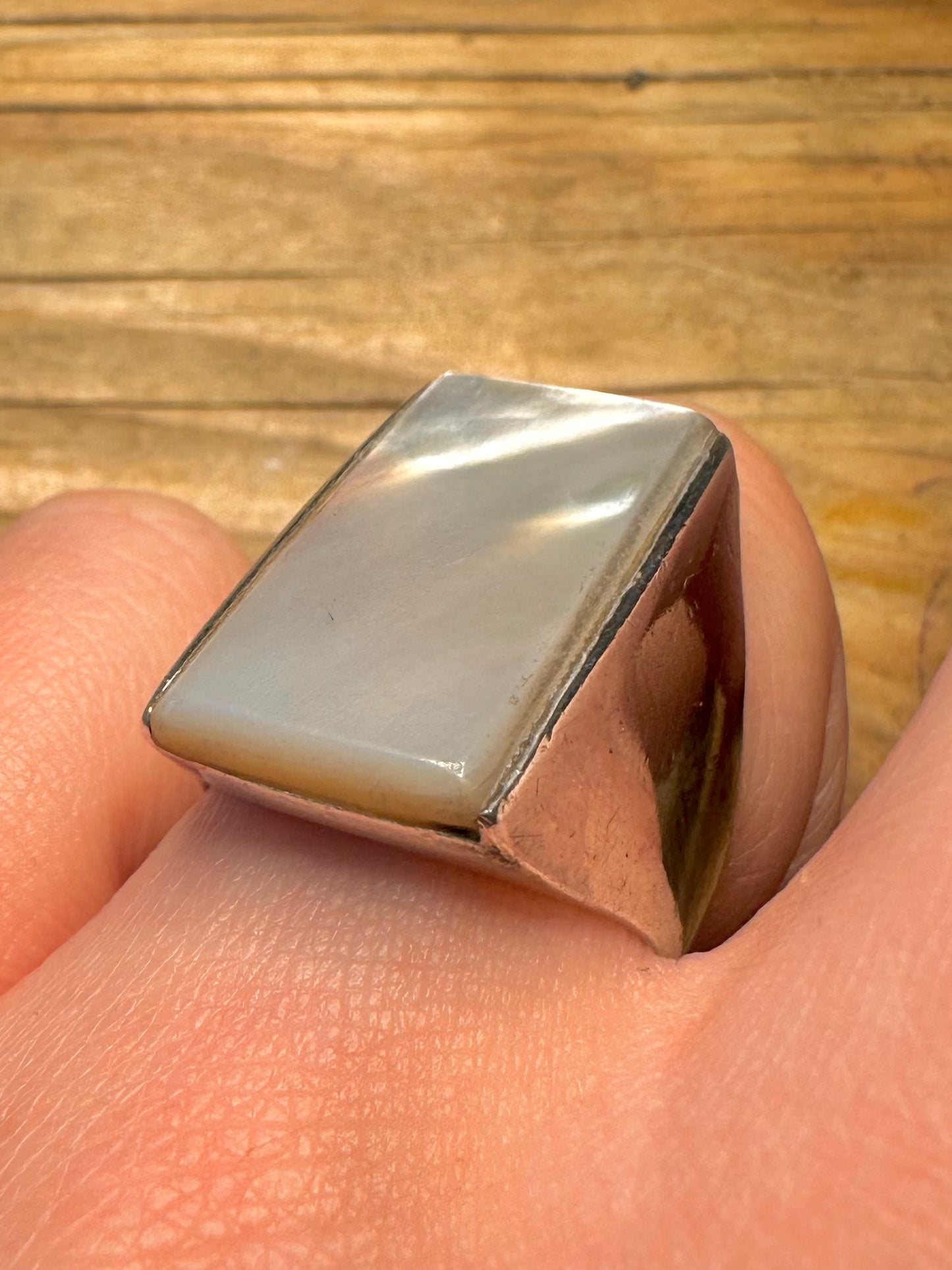 Modernist Mother of Pearl Rectangle 925 Sterling Silver Size O Ring