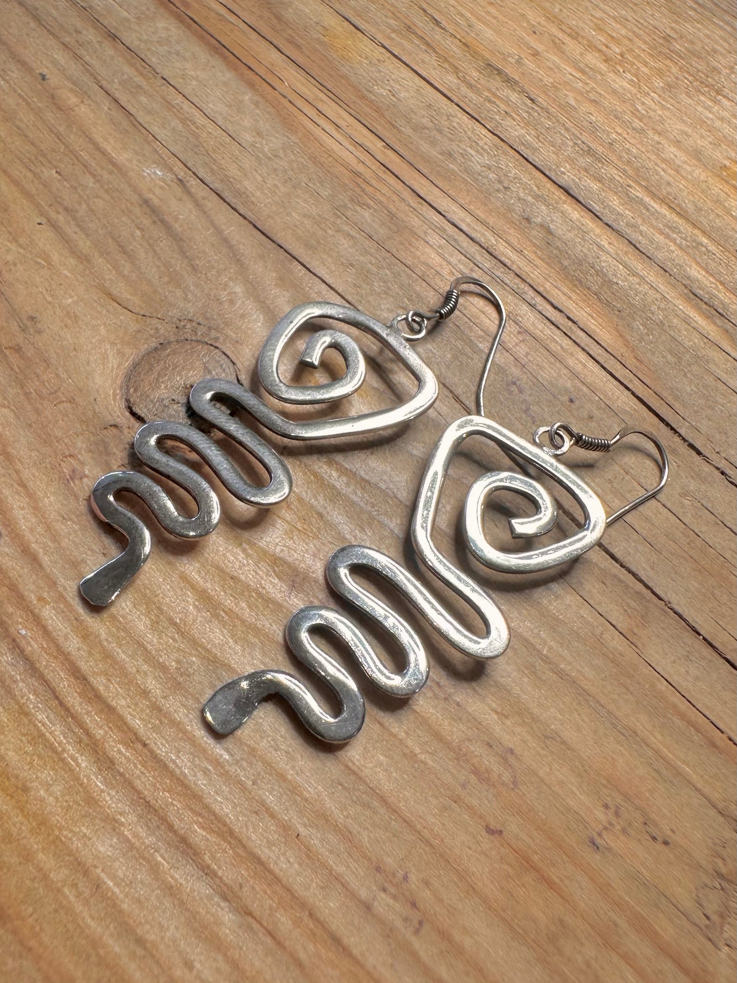 Vintage Wavy Swirl 925 Sterling Silver Earrings