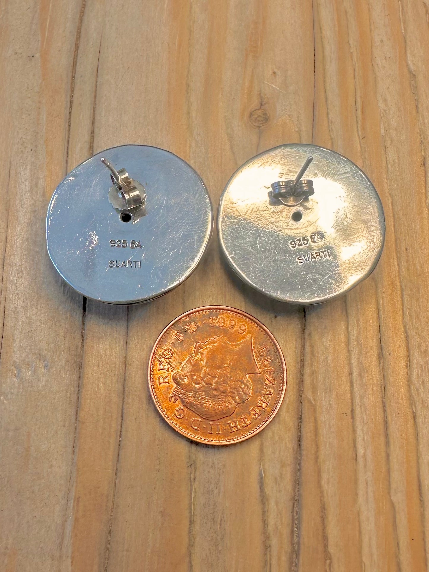 Vintage Dome Suarti Ornate 925 Sterling Silver Stud Earrings