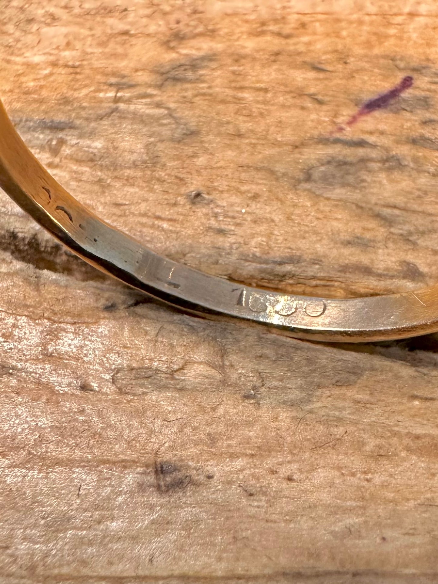 Vintage 9ct Gold Diamond Size U Ring