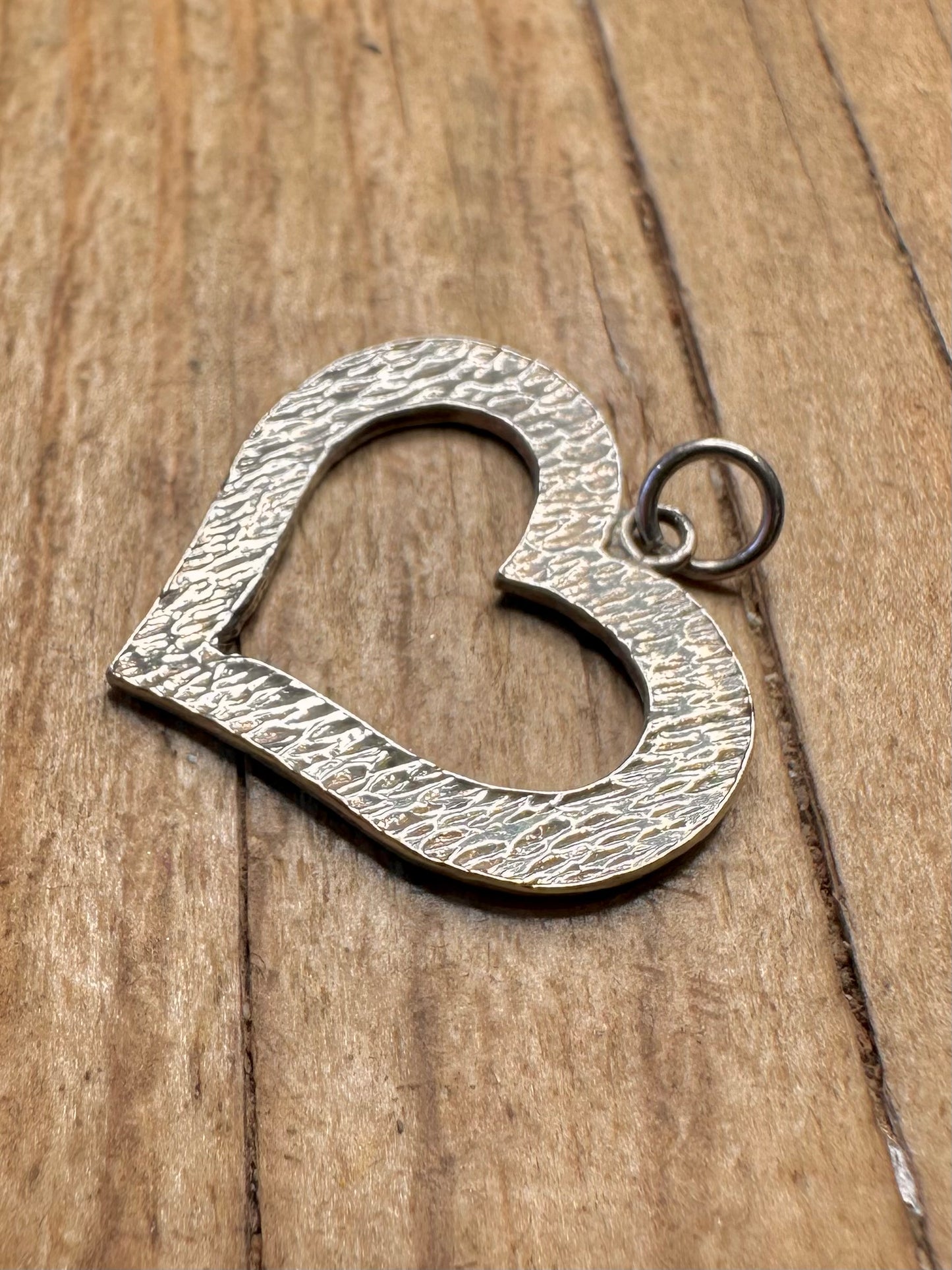 Vintage 1976 Hammered Heart 925 Sterling Silver Pendant