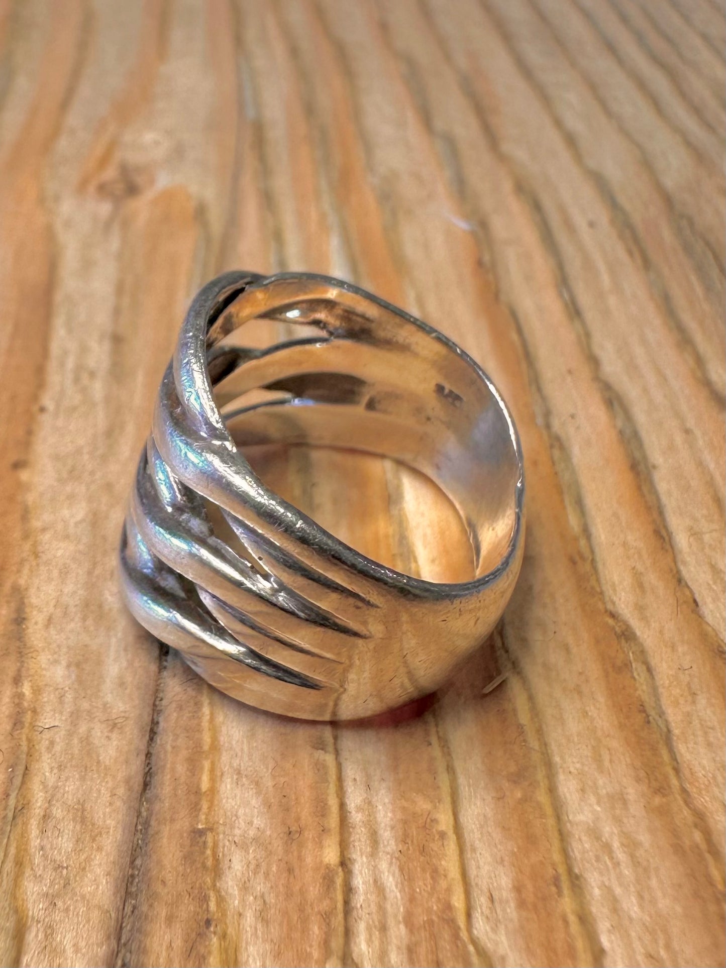 Modernistischer gewellter Ring aus 925er Sterlingsilber, Größe L1/2