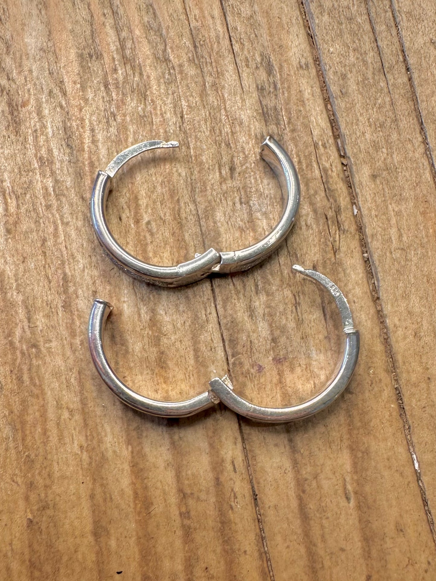 Glitzer-Creolen aus 925er Sterlingsilber